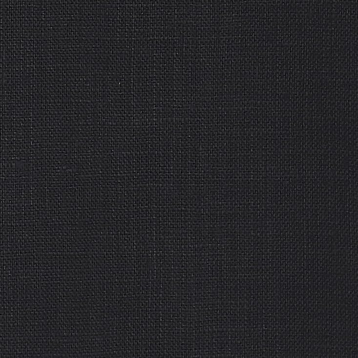 04 - Black