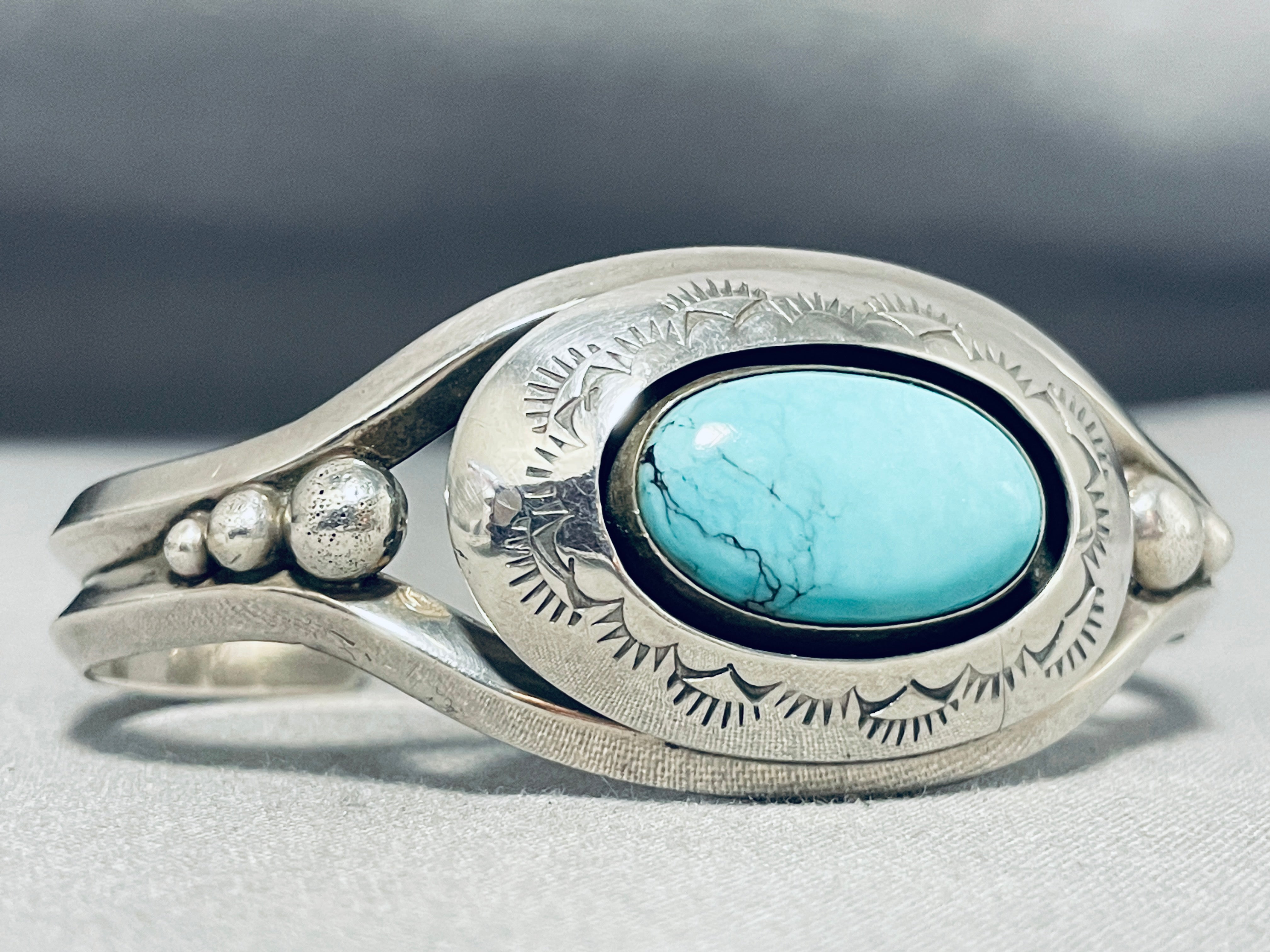 Authentic Vintage Native American Navajo Blue Diamond Turquoise Sterling Silver Bracelet - Handmade Jewelry for Women, Boho Chic Accessories, Perfect for Gifts & Special Occasions