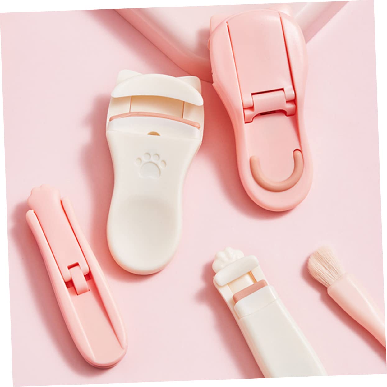 LALAFINA 3-Pack Heated Eyelash Curler Kit for Asian Eyes - Travel Size Eyelash Curler & Applicator Tool (6 Pieces) - Perfect for Home Use, Travel & Professional Makeup Application