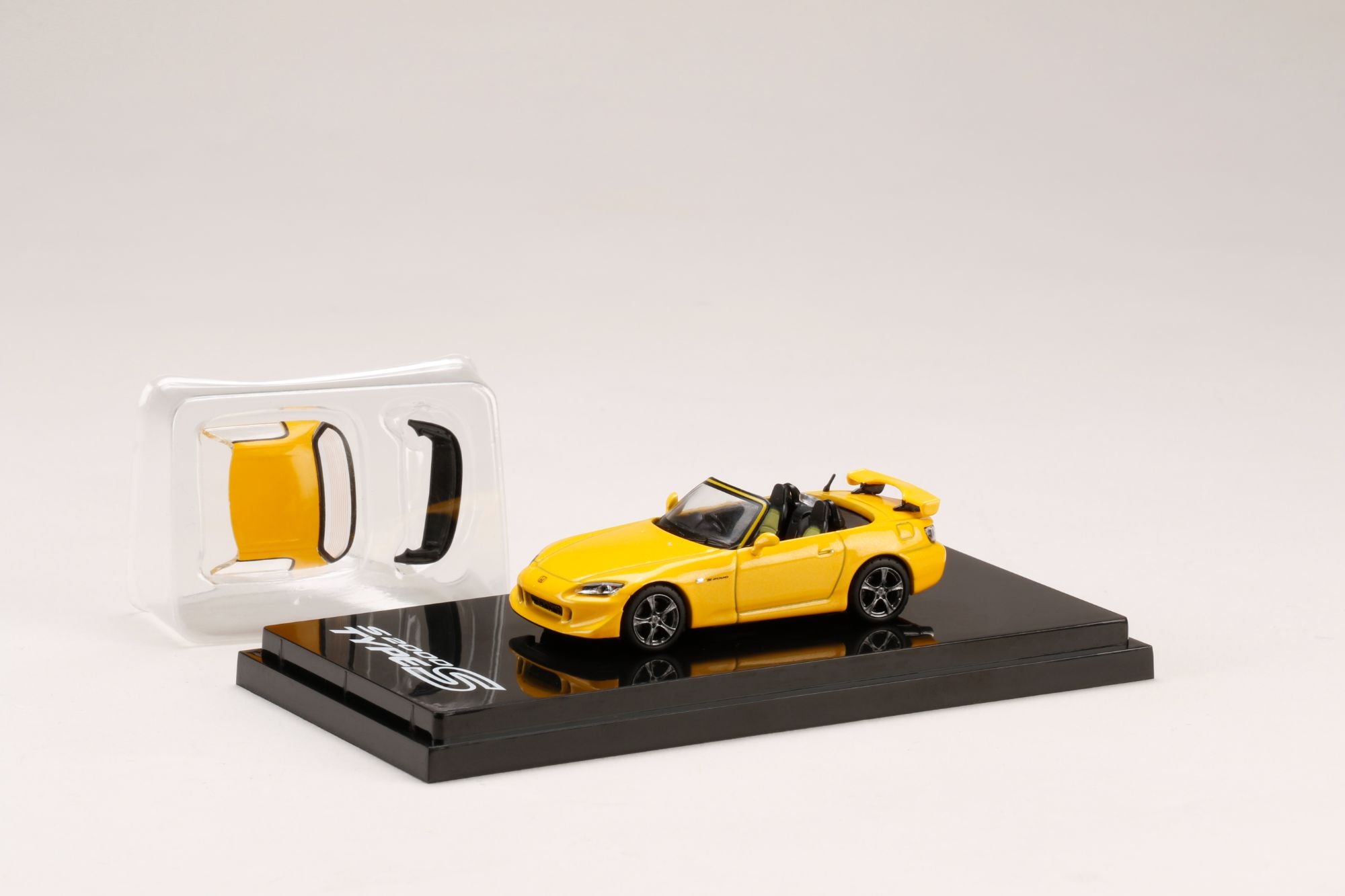 1:64 Honda S2000 (AP2) Diecast Model Car - New Indy Yellow Pearl with Removable Hardtop - Collectible Japanese Sports Car for Display & Racing Simulation