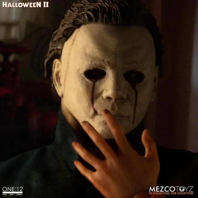 Halloween II One:12 Collective Michael Myers Action Figure - Premium Collectible for Horror Fans & Movie Enthusiasts - Perfect for Display, Cosplay, and Halloween Decorations