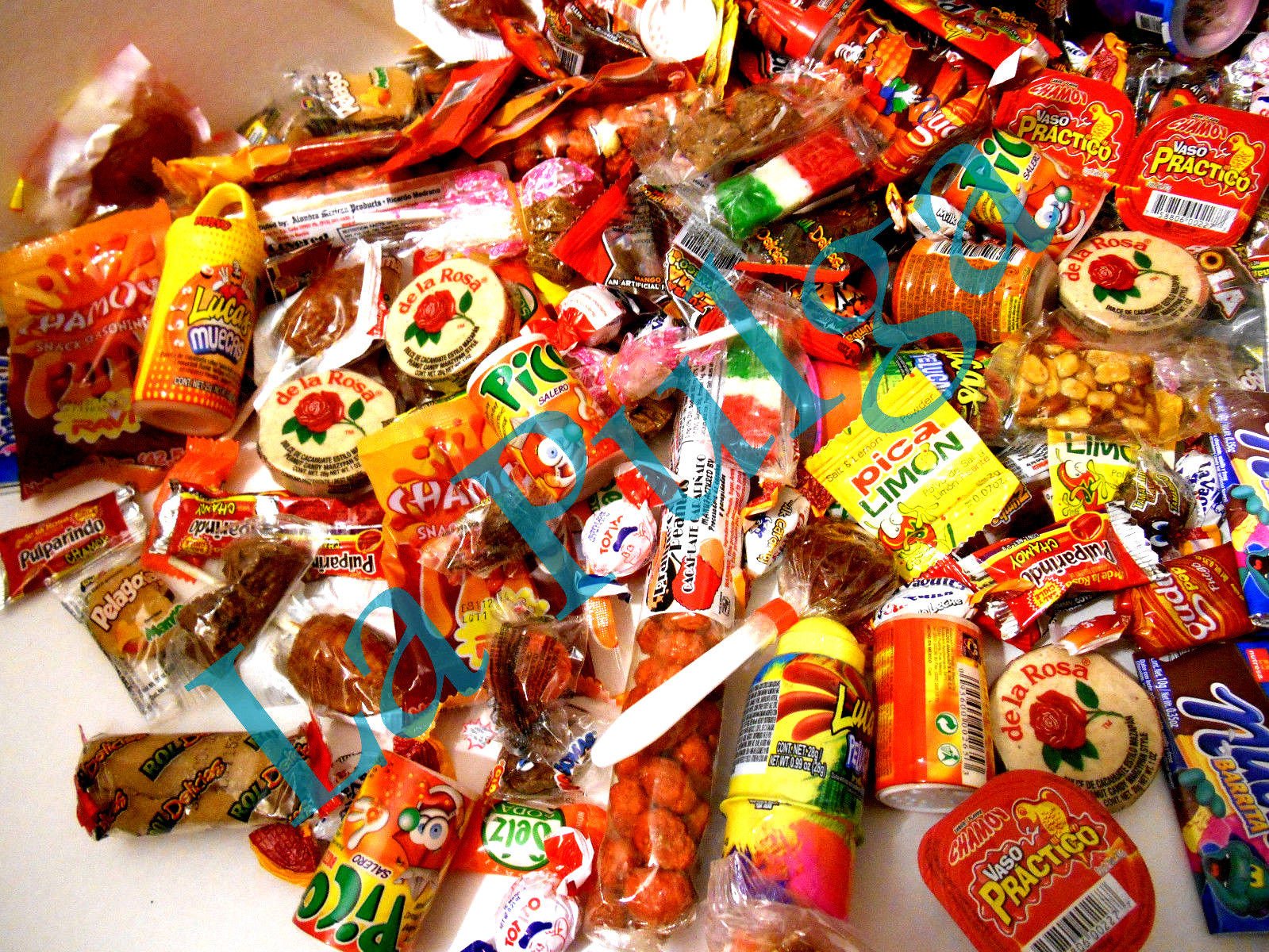 Best Mexican Pinata Candy Assortment - 250 Pieces of Authentic Mexican Party Candy for Birthdays, Fiestas & Celebrations