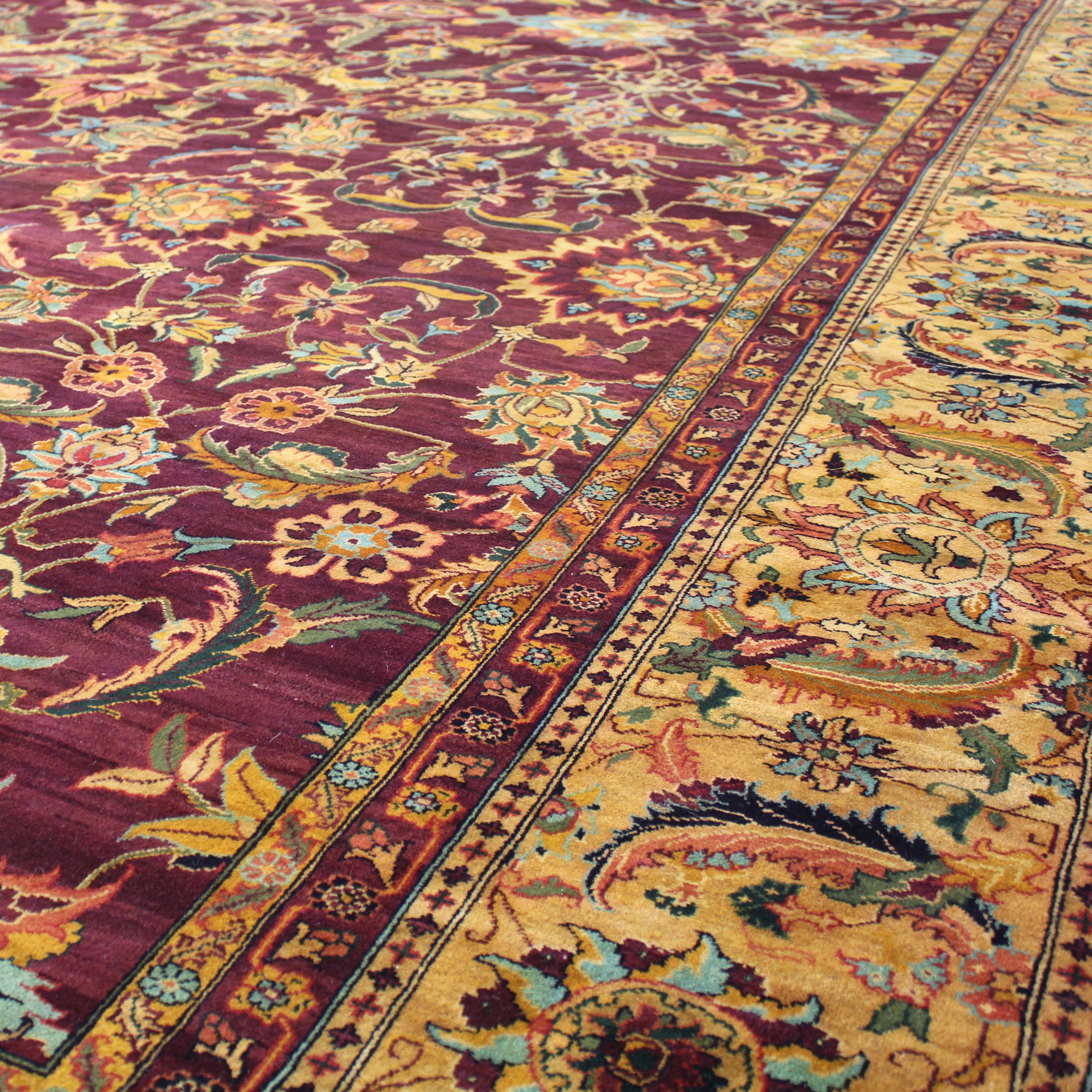 Handwoven Traditional Agra Rug J56522 - Authentic Indian Home Decor for Living Room, Bedroom & Office