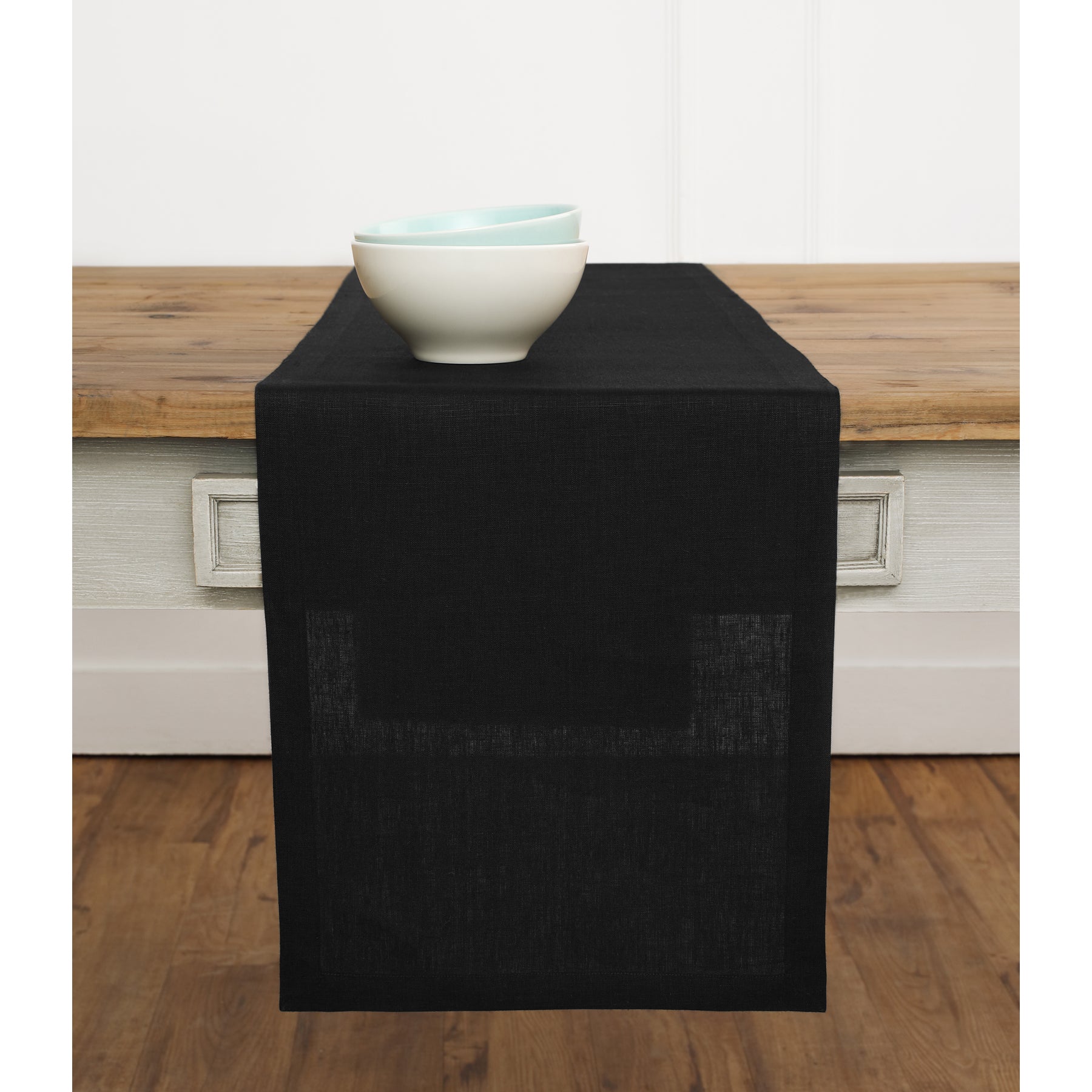 Elegant Fete Table Runner for Weddings, Parties & Events - Premium Decorative Dining Table Cloth for Home Decor & Special Occasions