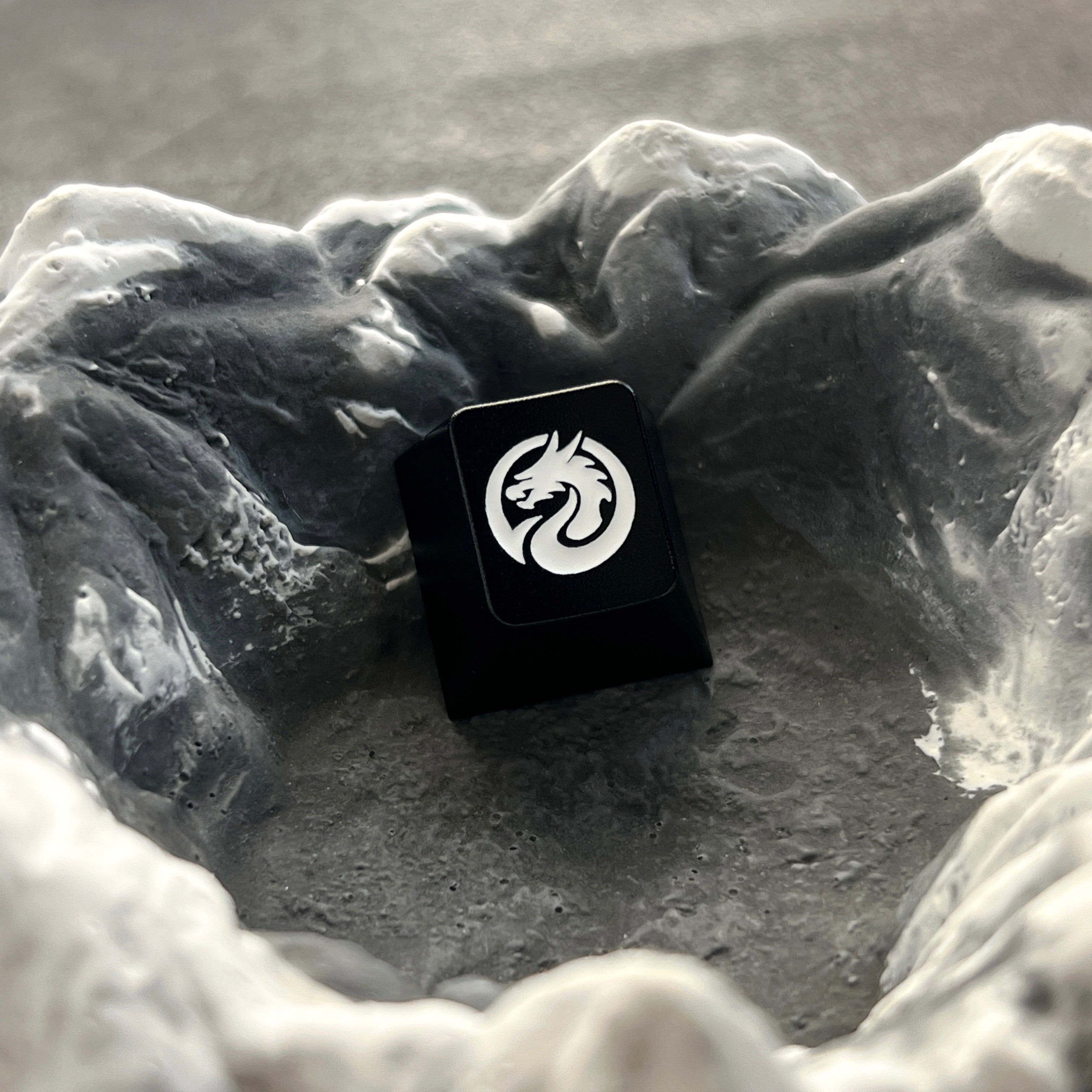 Custom Dragon Totem Metal Keycaps - High-Quality CNC Aluminum Alloy Mechanical Keyboard Keycaps (R4 Profile) for Gaming & Typing | Personalized RGB Backlit Keyboard Accessories for PC Gamers & Enthusiasts