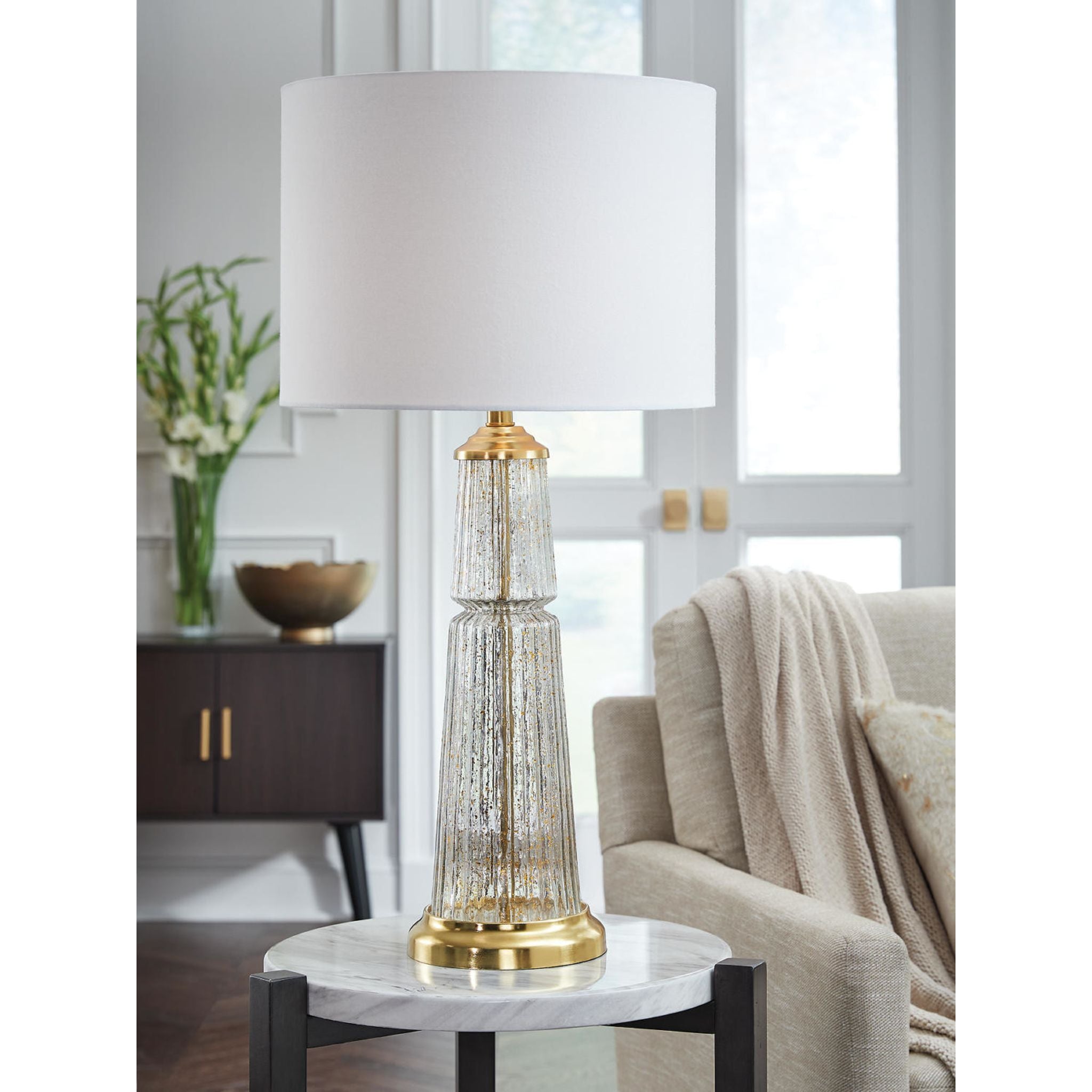 Bakersboro Modern Table Lamp - 33.75 Inch Height, Adjustable Brightness for Living Room, Bedroom & Office - Perfect for Reading, Working & Home Decor