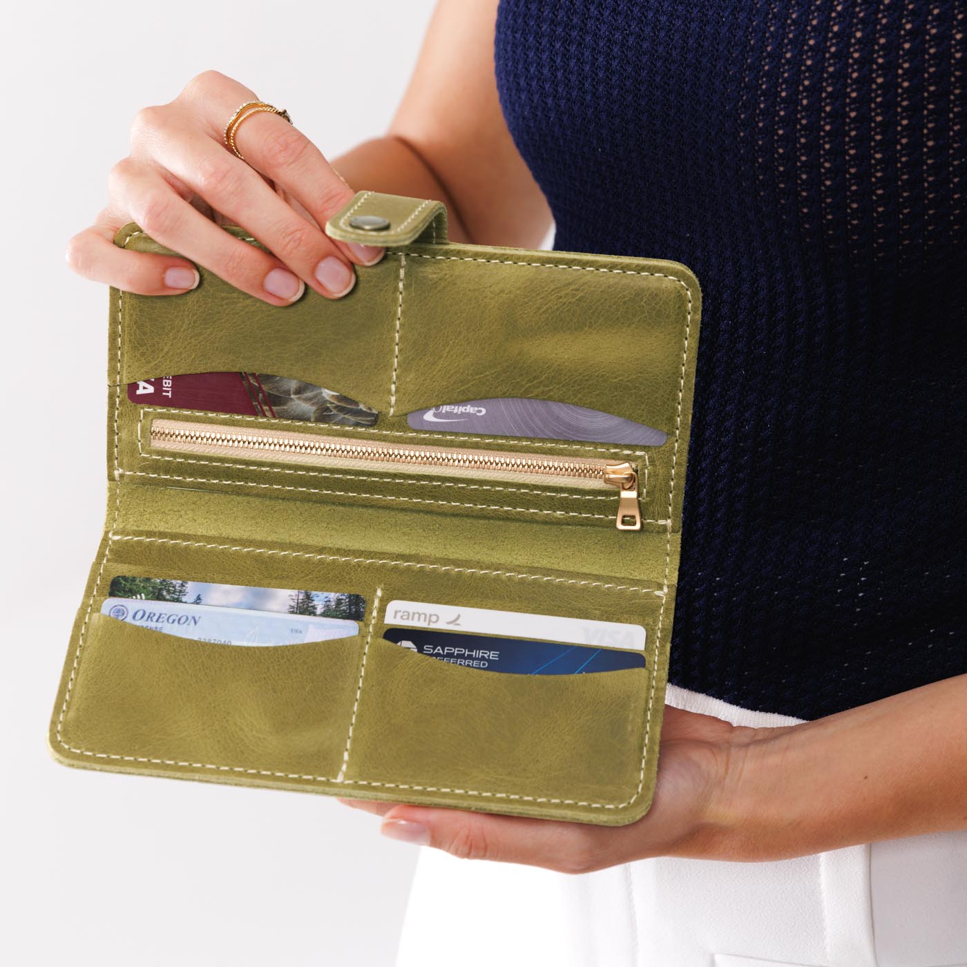 Women's Genuine Leather Bifold Wallet with RFID Blocking - Slim & Stylish for Everyday Use, Travel, and Business