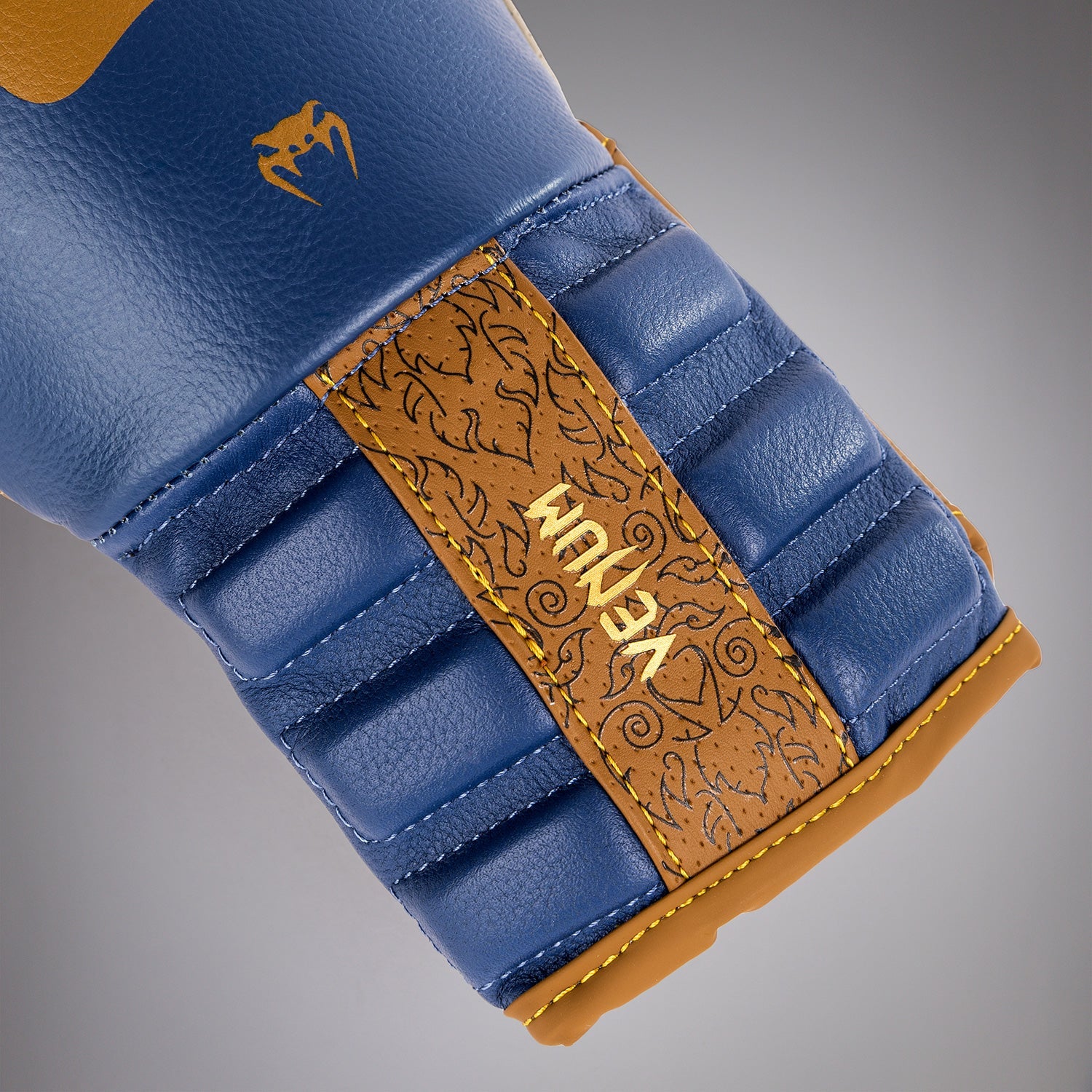 Venum Reverso Boxing Gloves - Premium Camel & Royal Blue Training Gloves for Men & Women - Perfect for MMA, Kickboxing, and Fitness Workouts