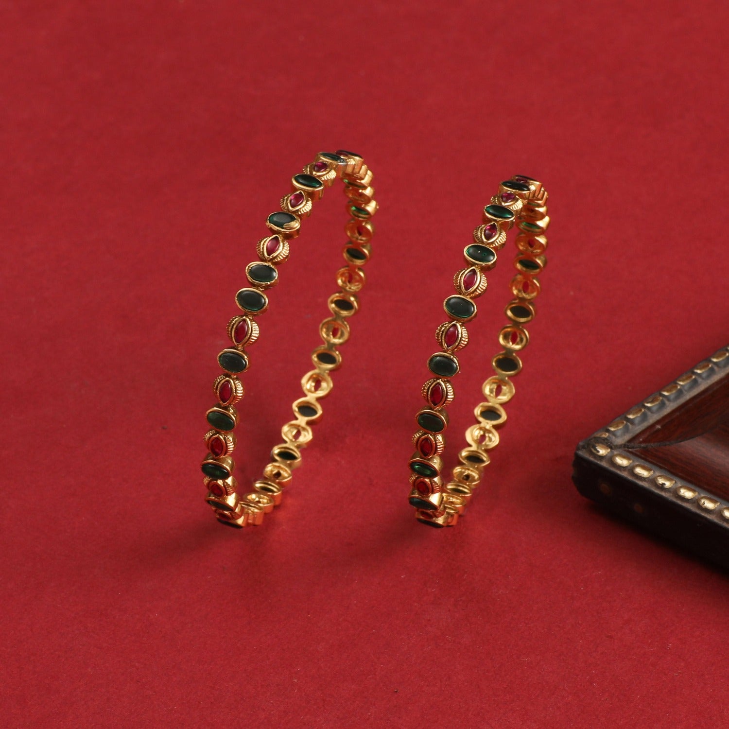 Gatha Antique Bangles - Vintage Indian Jewelry for Women, Handcrafted Brass Bangle Bracelets - Perfect for Weddings, Festivals & Boho Fashion