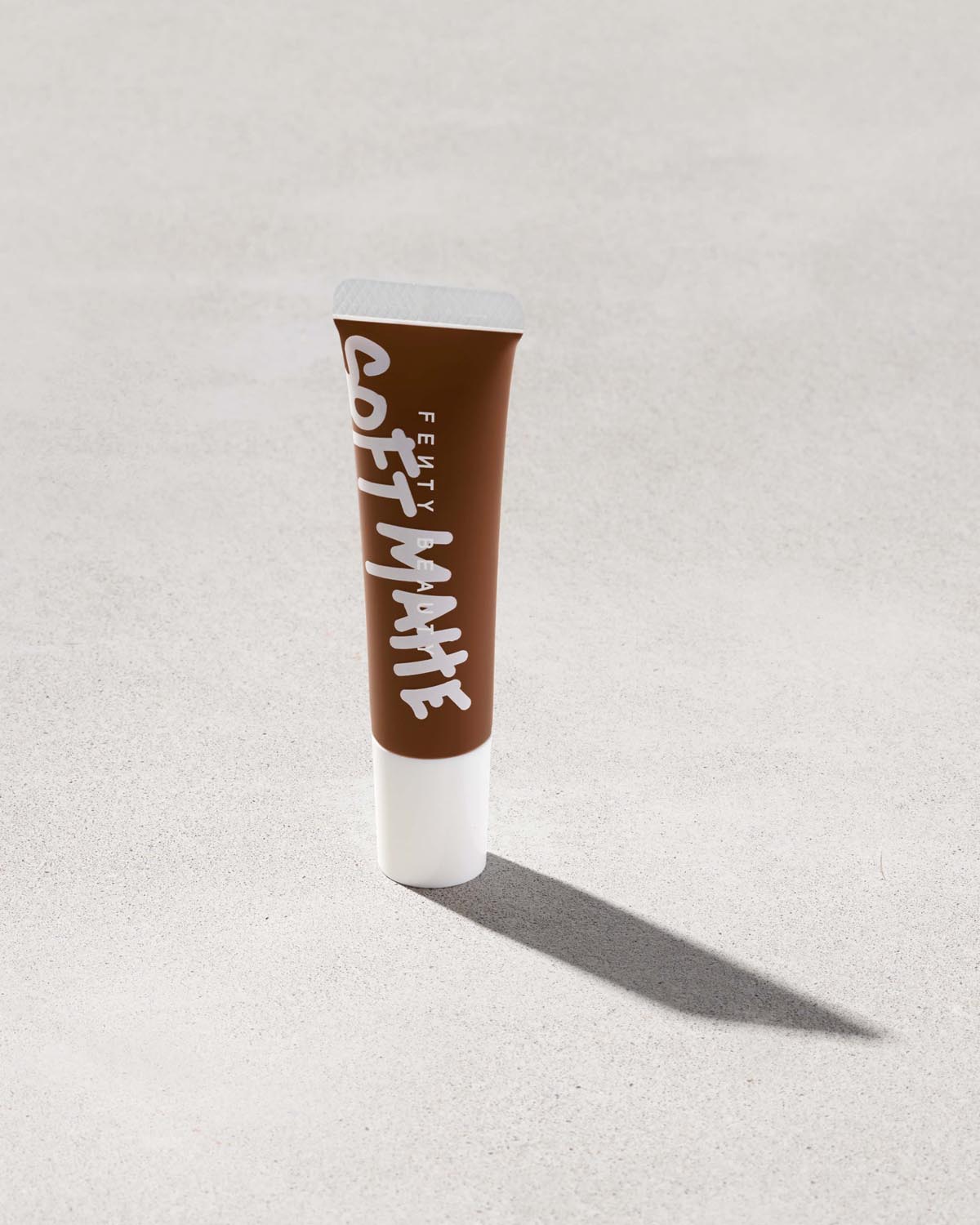 Pro Filt'r Soft Matte Longwear Foundation - Shade #485 | Oil-Free, Full Coverage Makeup for All-Day Wear | Perfect for Oily Skin & Hot Weather