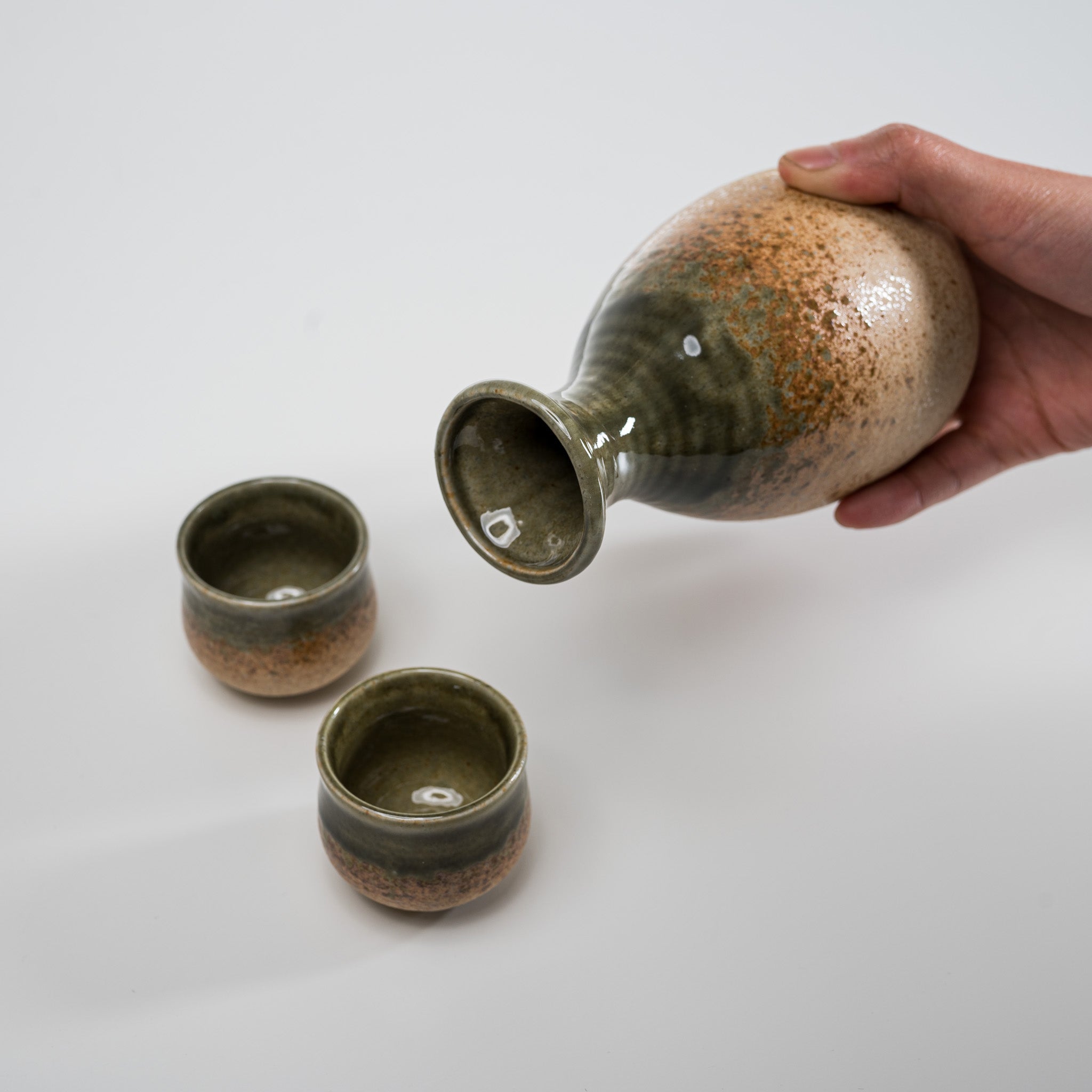 Traditional Japanese Mino Ware Pottery Sake Set - Rikyu Style by Yamai Ito - Authentic Ceramic Sake Cups and Decanter for Home Dining, Gift Giving & Japanese Tea Ceremonies
