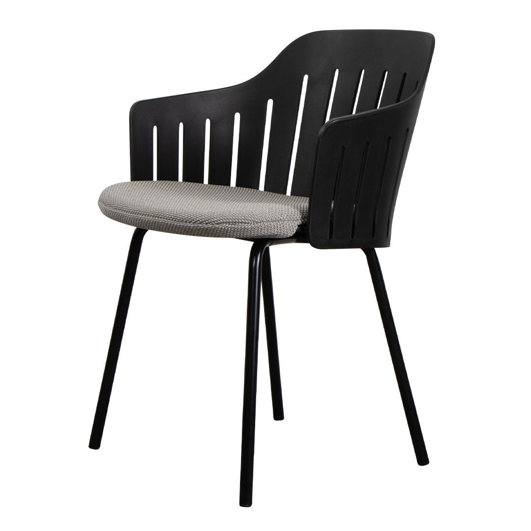 **Best Outdoor Lounge Chair with 4 Legs & Comfortable Seat Cushion - Perfect for Patio, Garden, Poolside & Backyard Relaxation**