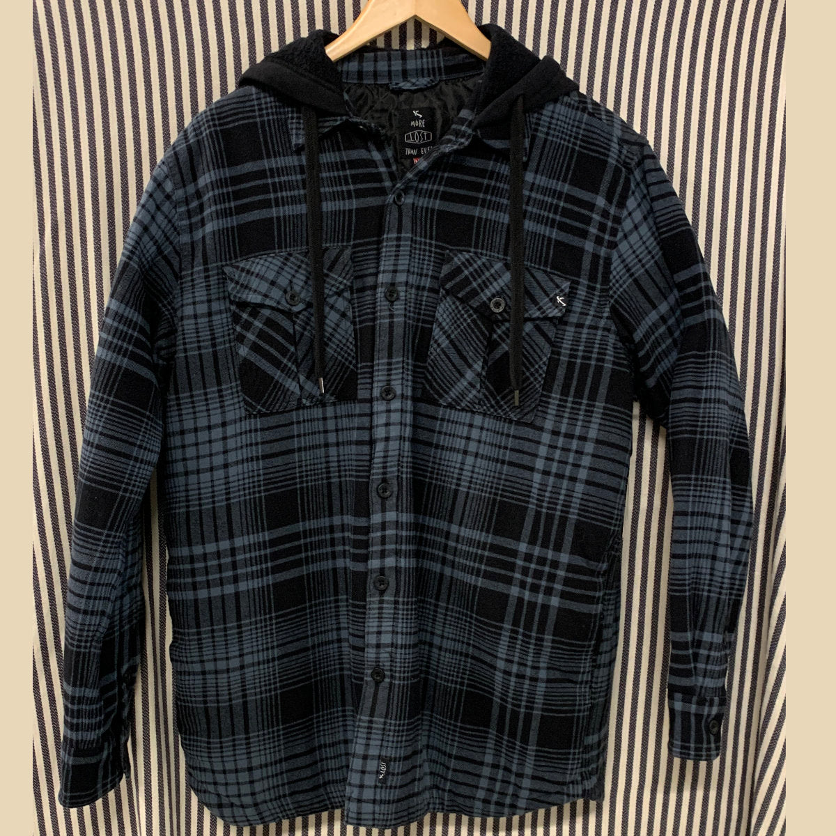 Lost Blaster Hoodie - Trendy Pullover Sweatshirt for Men & Women | Cozy Casual Wear for Street Style, Gym & Outdoor Activities