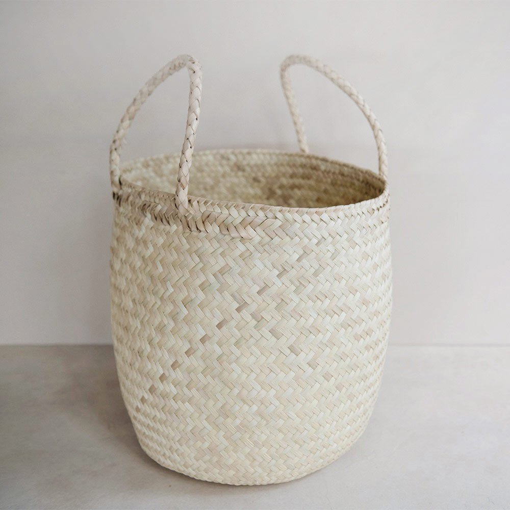 Handwoven Palm Leaf Shopping Tote Bag - Eco-Friendly & Stylish Reusable Grocery Bag for Beach, Market, and Everyday Use