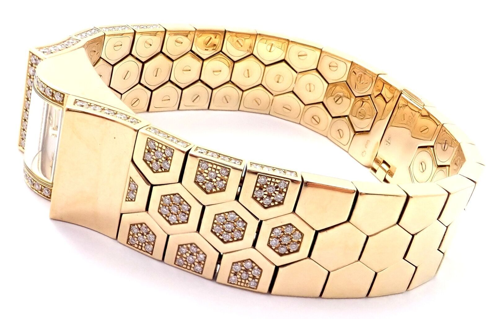 Authentic Van Cleef & Arpels Ludo Swann 18k Yellow Gold Diamond Watch - Luxury Swiss Timepiece for Women - Perfect for Formal Events & Special Occasions