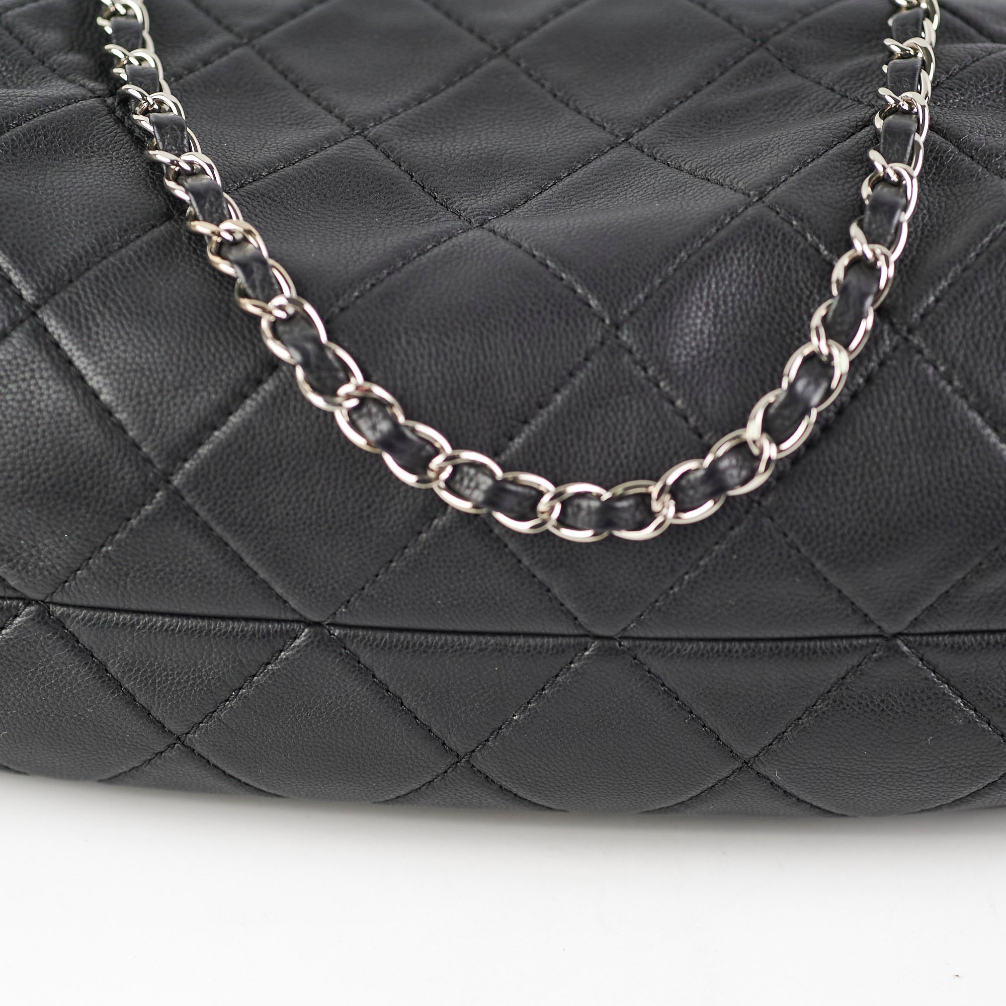 Chanel Quilted Chain Shoulder Bag Black Leather Crossbody Tote for Women - Perfect for Work, Travel & Evening Events