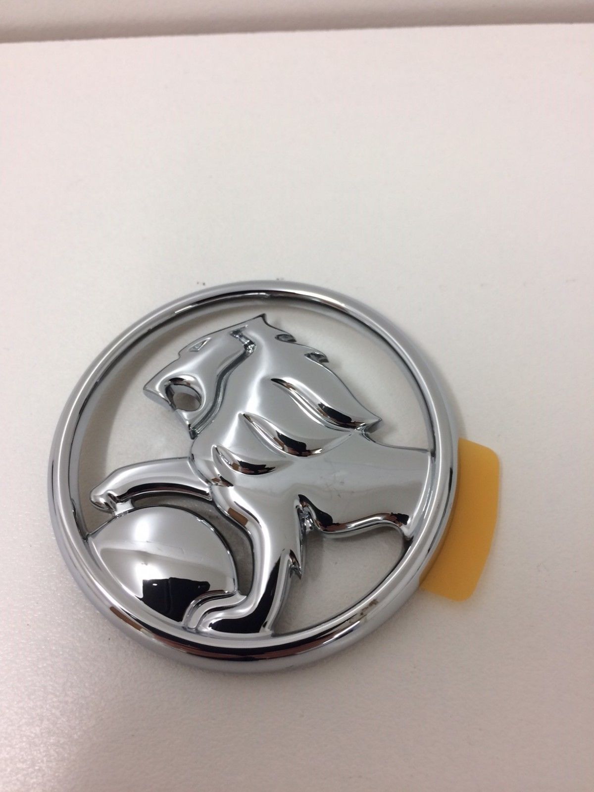 Genuine Holden VT VX 1997-2002 Hood Bonnet Emblem - Lion Badge Replacement for Holden Commodore VT VX Models - Perfect for Car Restoration & Customization Projects