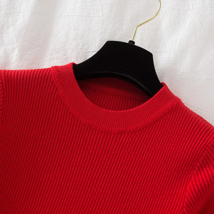 Thick Buttoned Long Sleeve O-Neck Sweater for Women - Cozy Winter Pullover for Casual Outfits & Office Wear