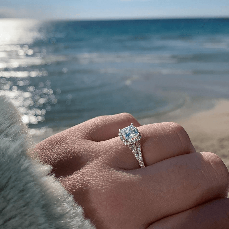 1.5ct Halo Princess Cut Moissanite Engagement Ring 14K White Gold Split Shank Band - Perfect for Proposals, Weddings & Anniversary Gifts