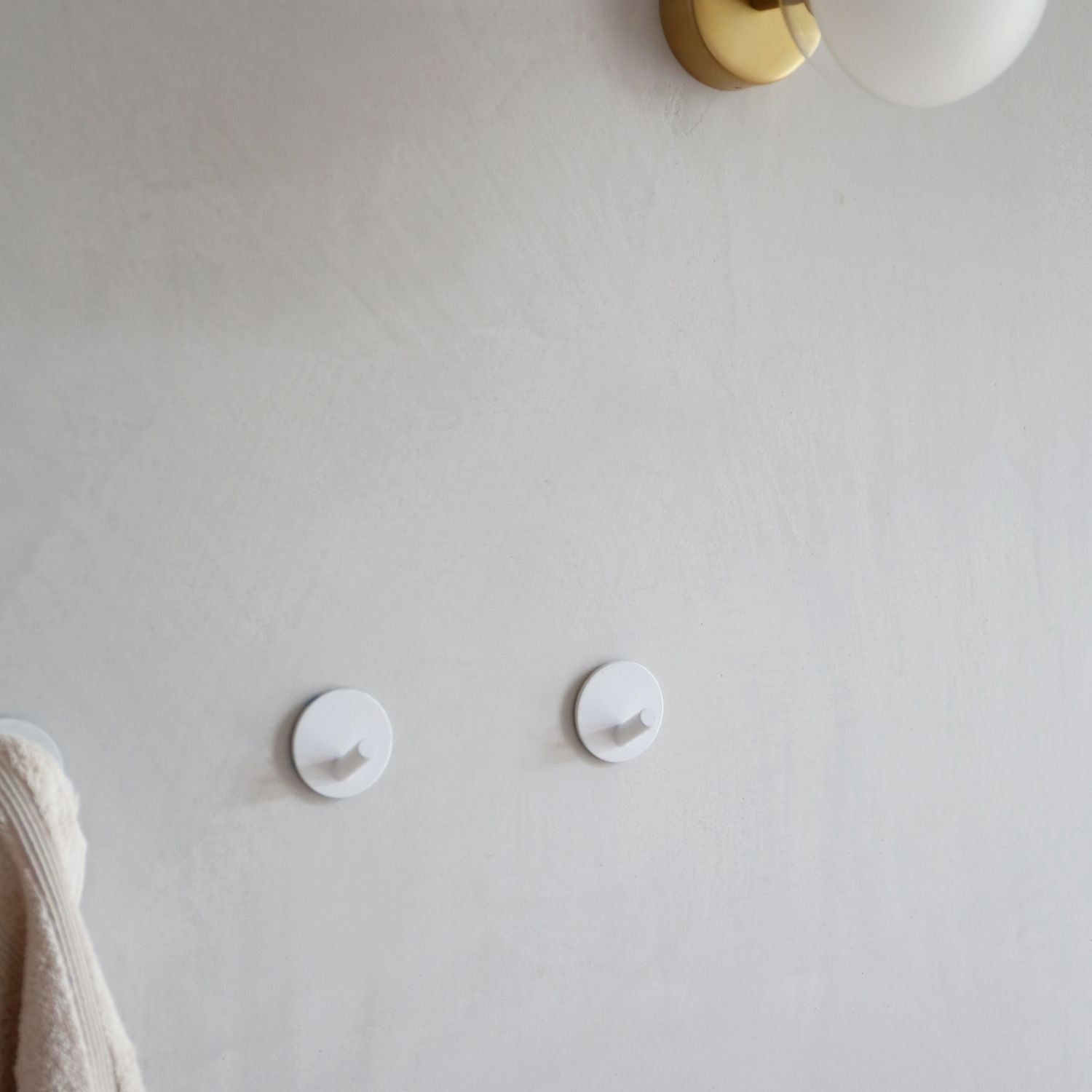 DESIGNSTUFF Self Adhesive Stainless Steel Hooks - Heavy Duty Wall Hooks for Hanging Keys, Hats, Towels - White (3 Pack) - Perfect for Kitchen, Bathroom, Garage Organization