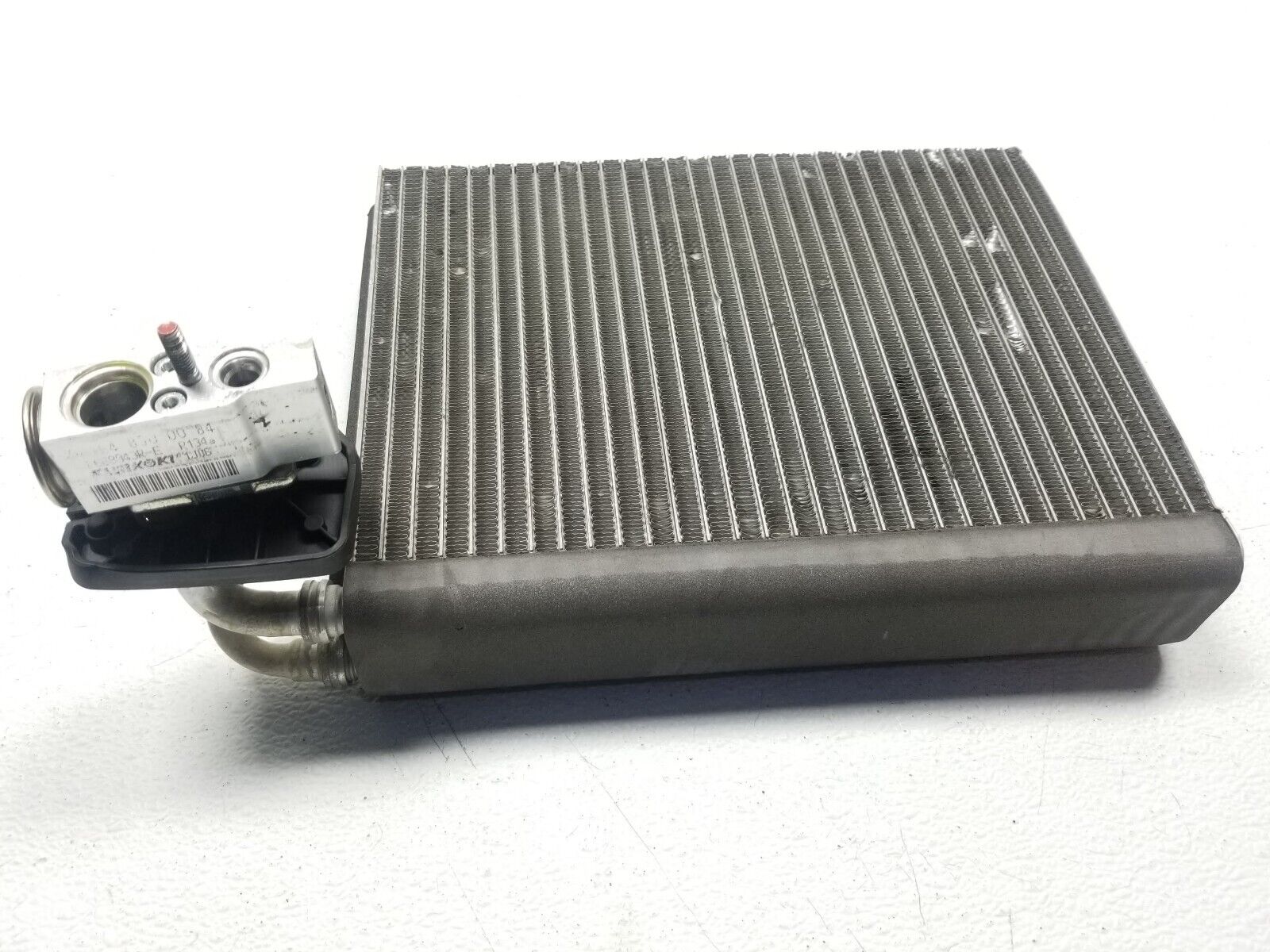 06-11 Mercedes ML500 AC Evaporator Replacement - OEM Quality Auto Part for Cooling System Repair - Perfect for Summer Driving & Road Trips