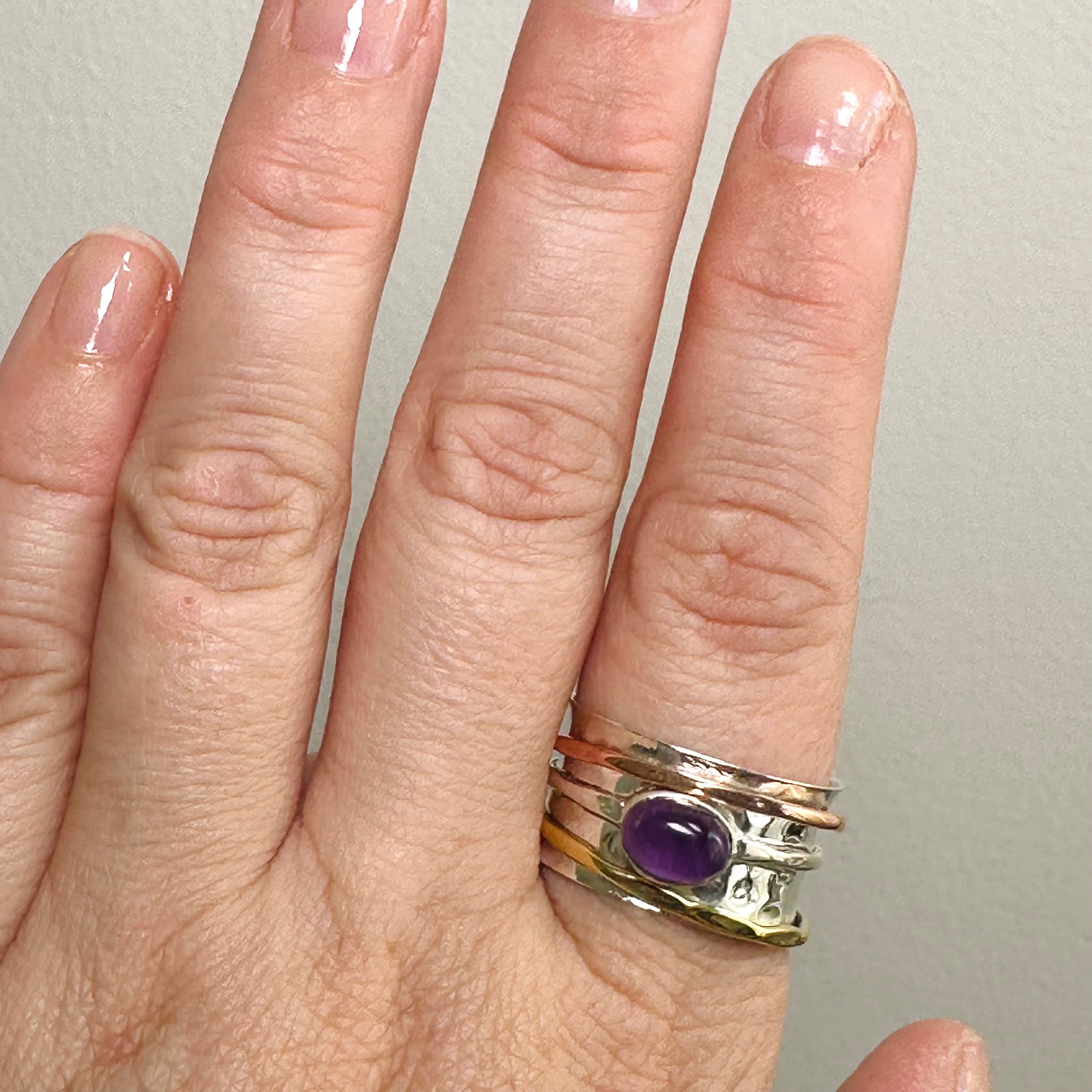 Amethyst Oval Cabochon Spinner Ring R4820 - Elegant Adjustable Healing Jewelry for Stress Relief & Meditation - Perfect for Yoga, Spiritual Gifts & Everyday Wear