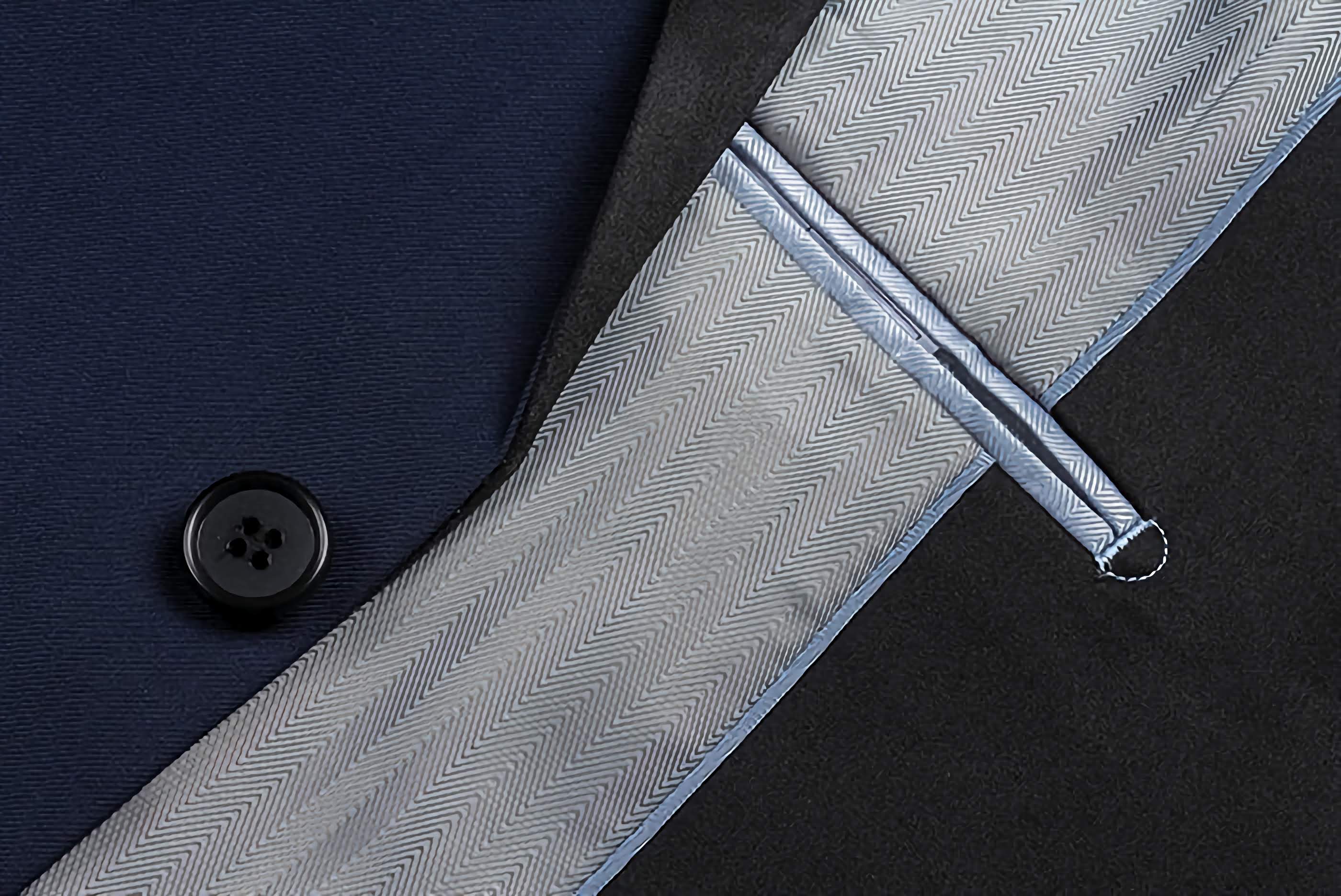 Blue 2-Piece Tuxedo with Shawl Lapel - Slim Fit Men's Suit for Weddings, Prom & Formal Events