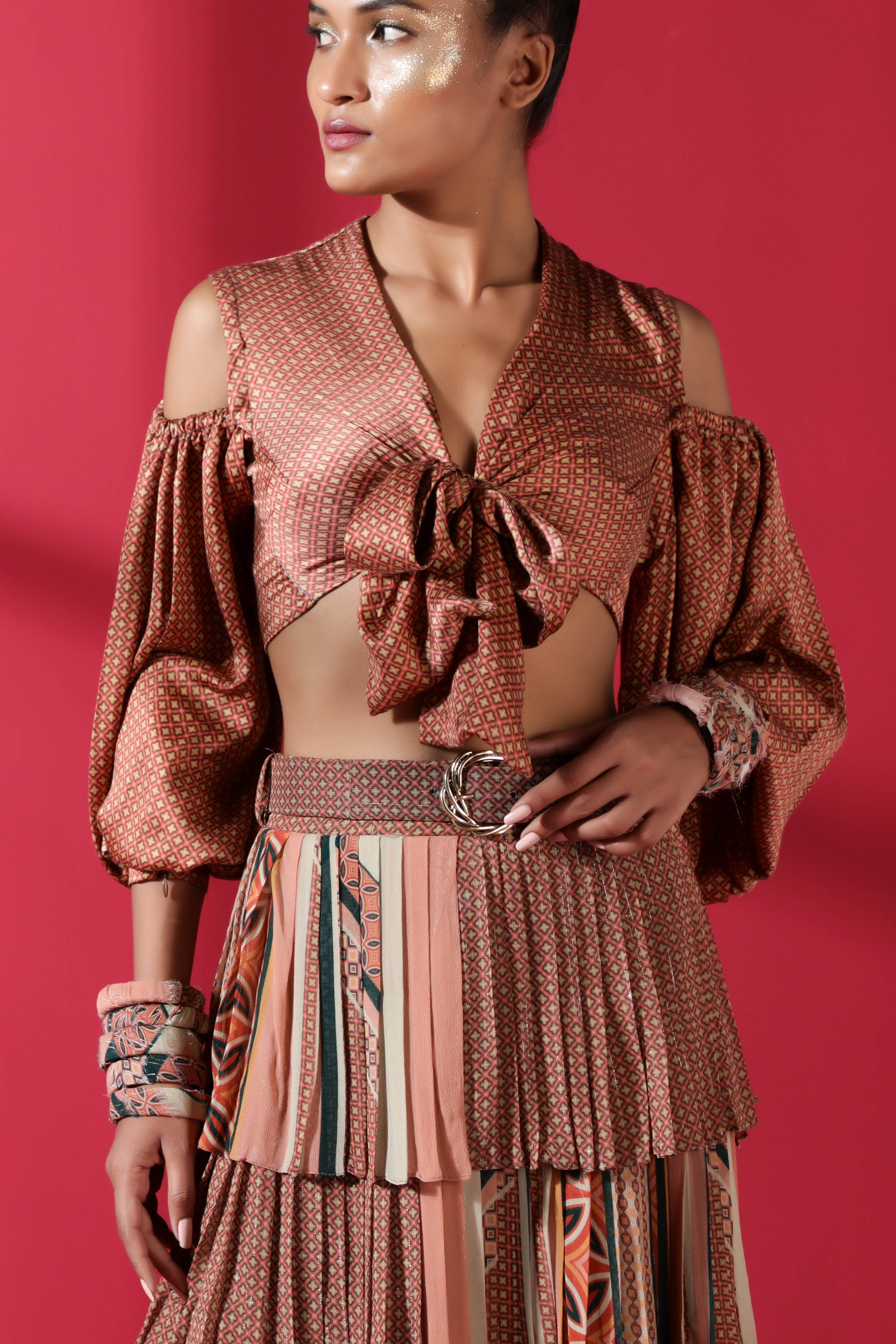 Stylish Terracotta Quatrefoil Knot Blouson with Tiered Ruffle Mix Print Skirt Set | Boho Chic Outfit for Women | Perfect for Summer Festivals & Beach Vacations