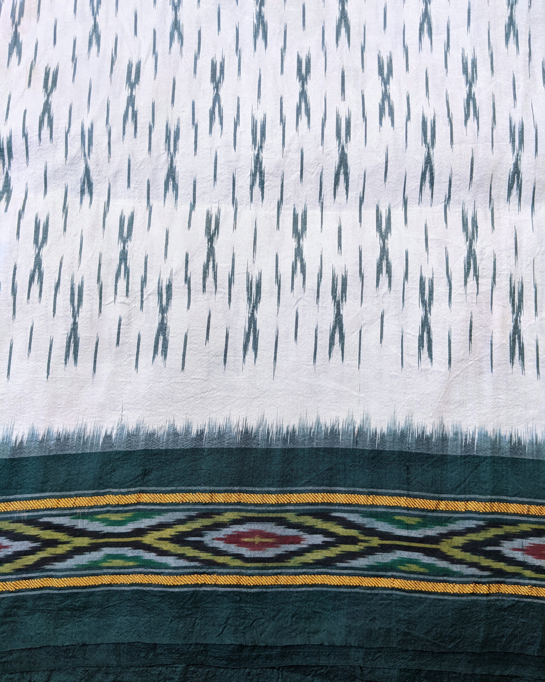Vintage Silk Sari Scarf - Handmade Indian Traditional Saree Shawl for Women - Perfect for Weddings, Parties & Cultural Events