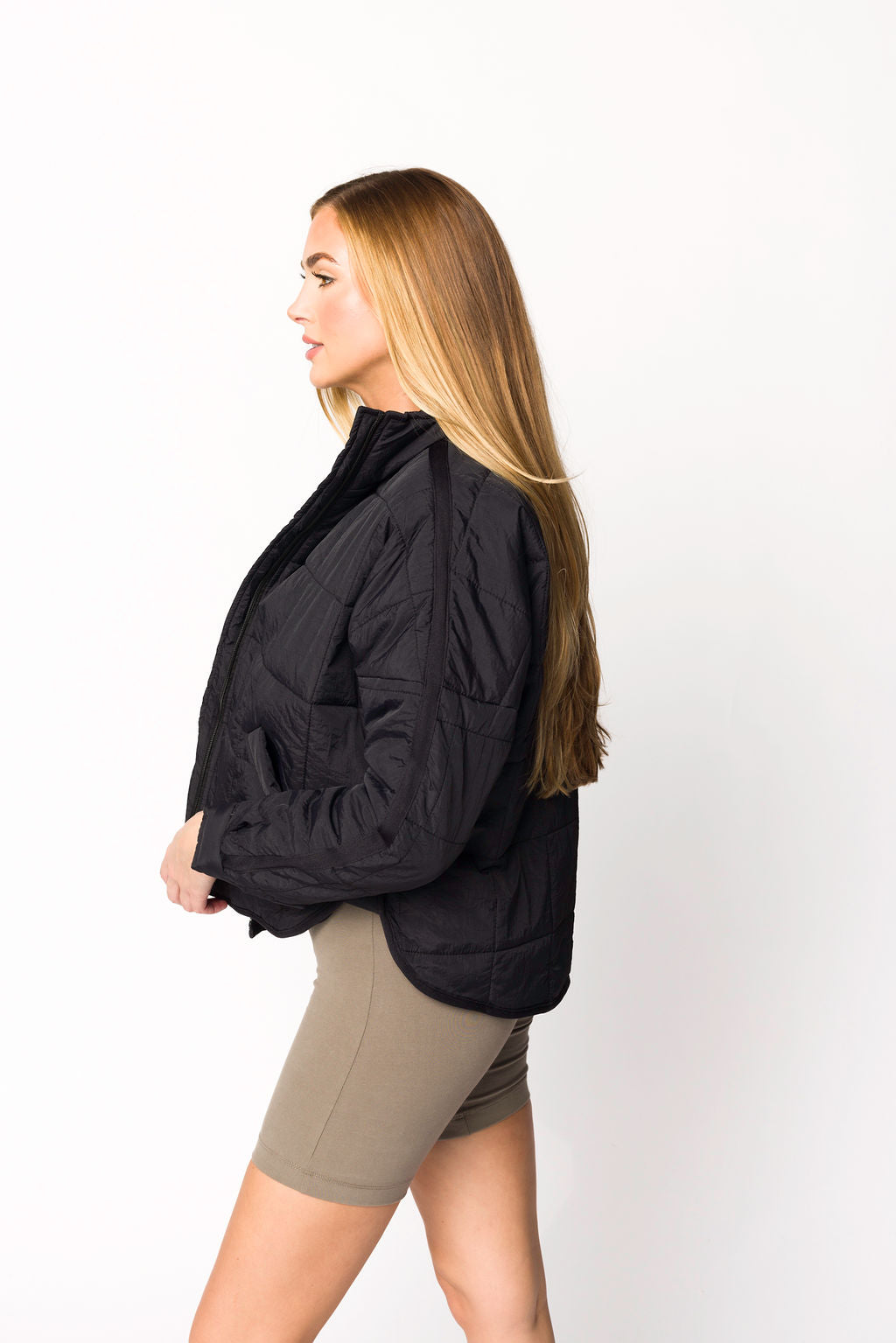 Layla Black Puffer Jacket for Women - Lightweight Warm Winter Coat - Perfect for Outdoor Activities, Travel & Casual Wear