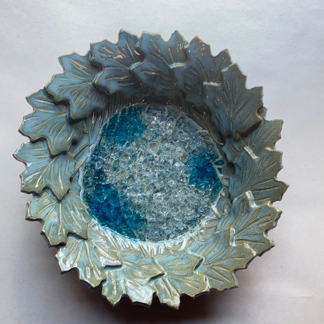 Handmade Melted Glass Leaf Bowl - 7 Inches Wide, 3 Inches Tall - Perfect for Fruit, Candy, or Home Decor Centerpiece