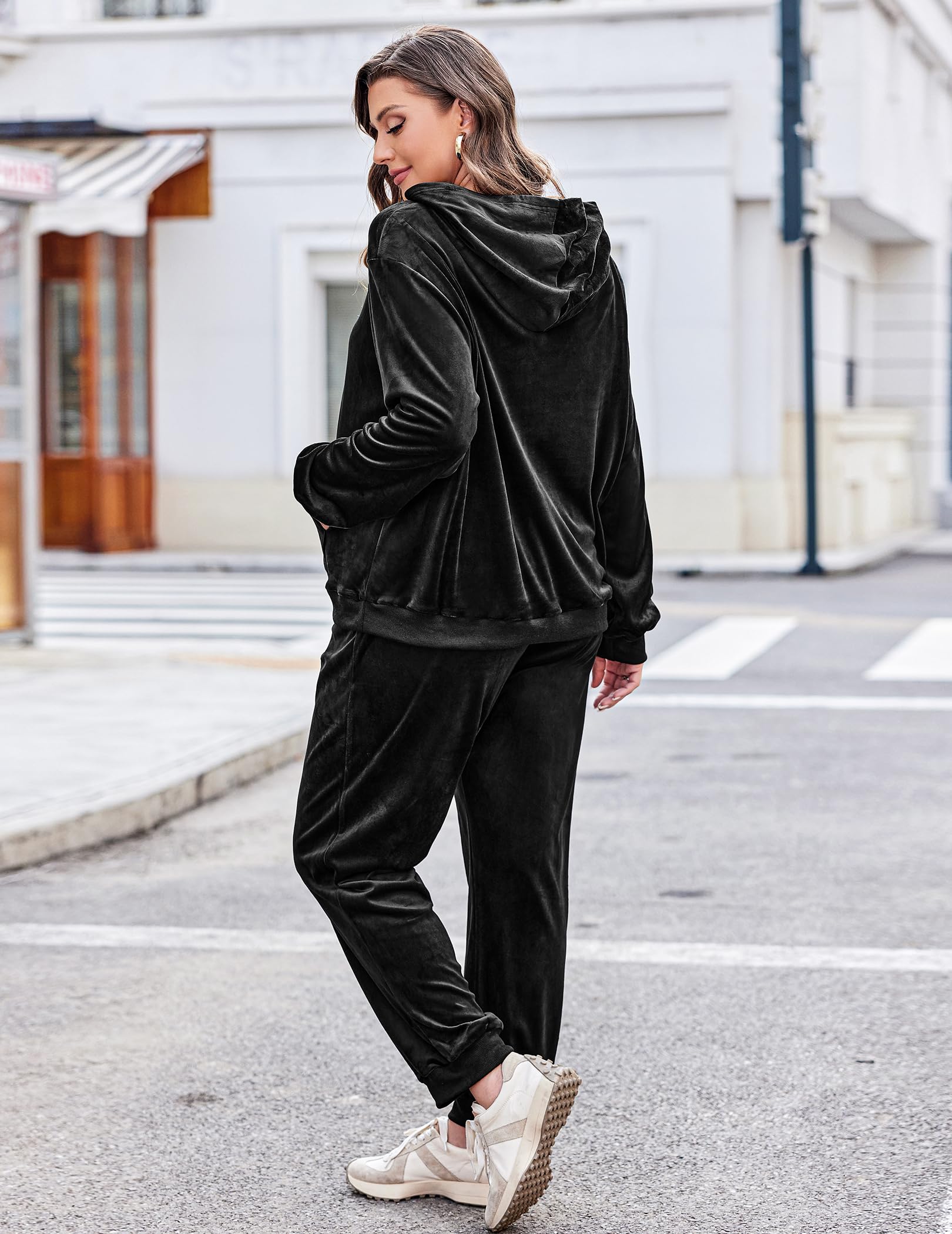 IN'VOLAND Plus Size Women's 2-Piece Velour Tracksuit Set - Soft Pullover Hoodie & Comfortable Sweatpants with Pockets | Lounge Wear, Casual Outfit, Gym & Home Relaxation
