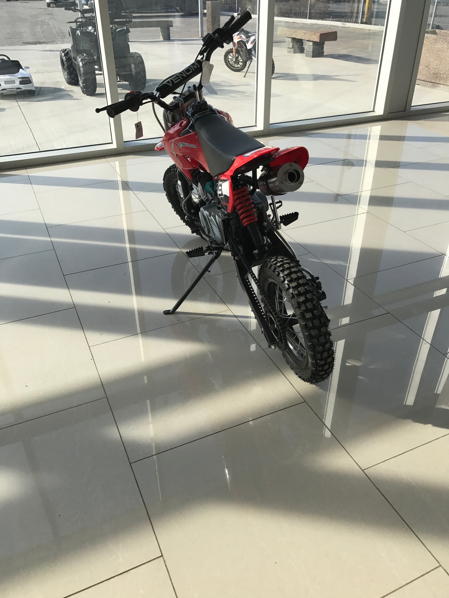 125cc Venom Dirt Bike 4 Stroke - Mamba Off-Road Motorcycle for Adults & Teens - Perfect for Trail Riding, Motocross & Backyard Adventures