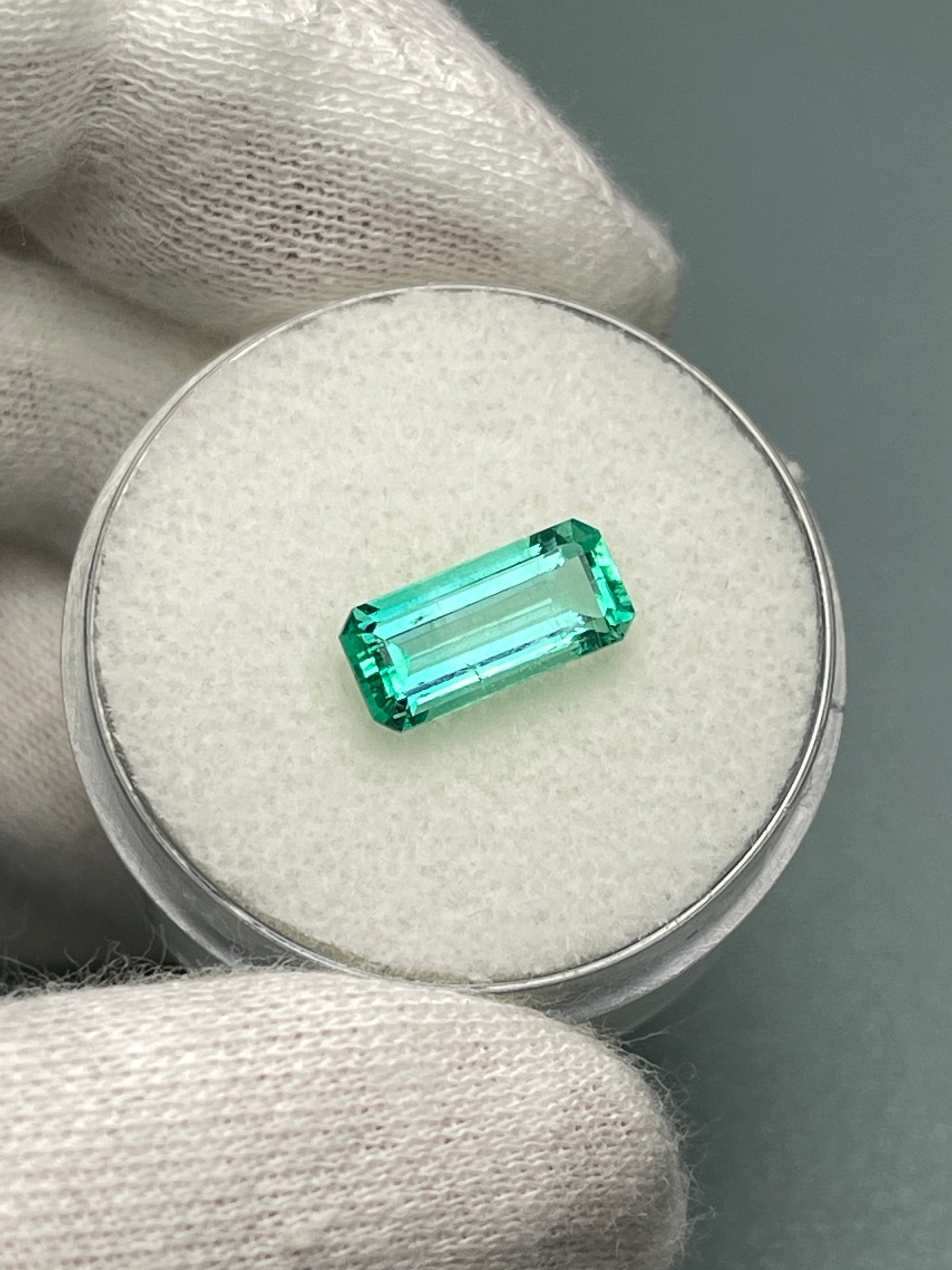 1.65 Carat 11x5mm Loose Natural Colombian Emerald Gemstone - Elongated Emerald Cut for Jewelry Making, Engagement Rings & Luxury Gifts