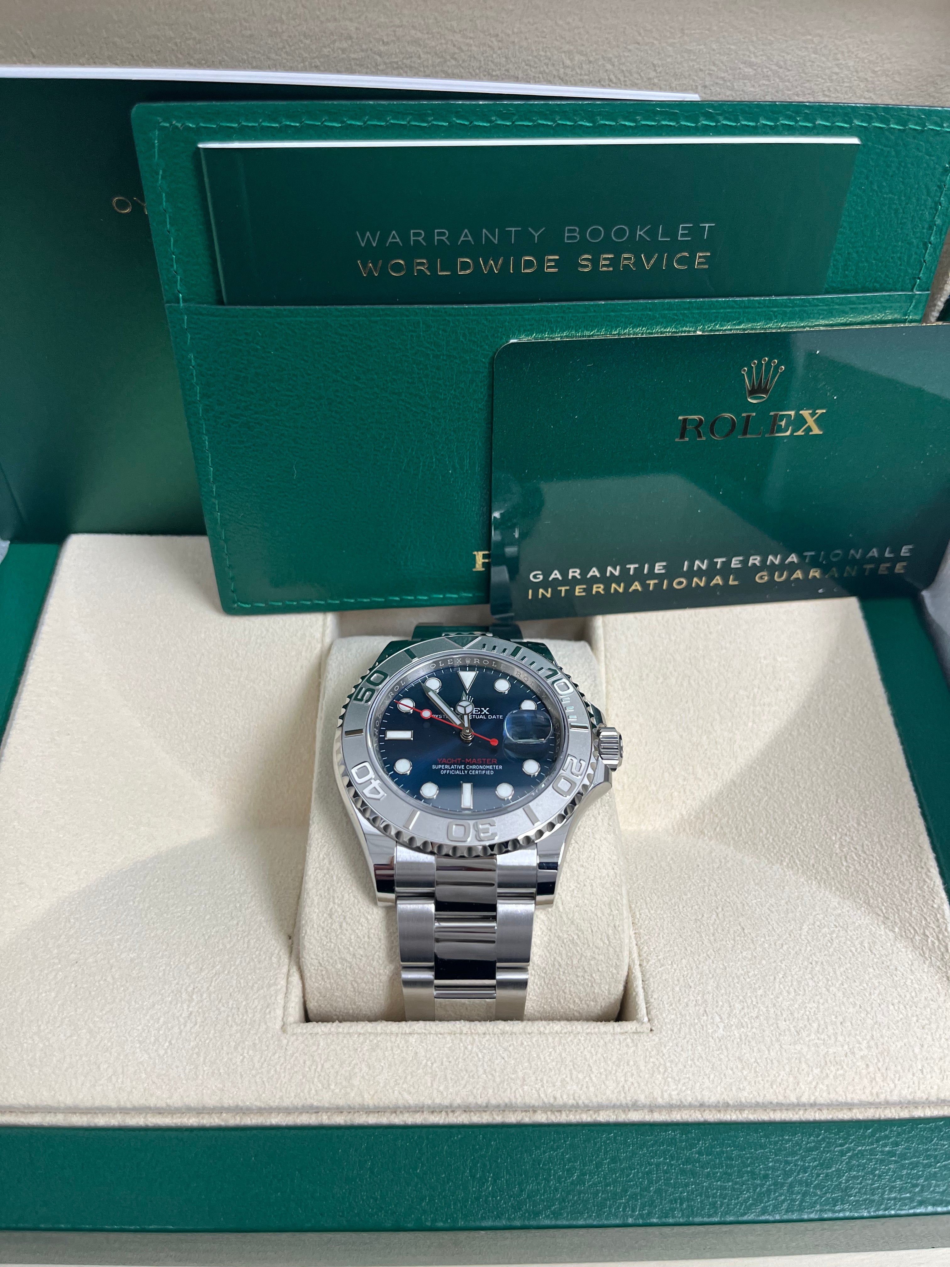 Rolex Yacht Master 40 Two Tone Platinum & Steel Men's Watch with Blue Sunray Dial (Ref# 126622) - Luxury Diving & Yachting Timepiece for Business Professionals & Watch Collectors