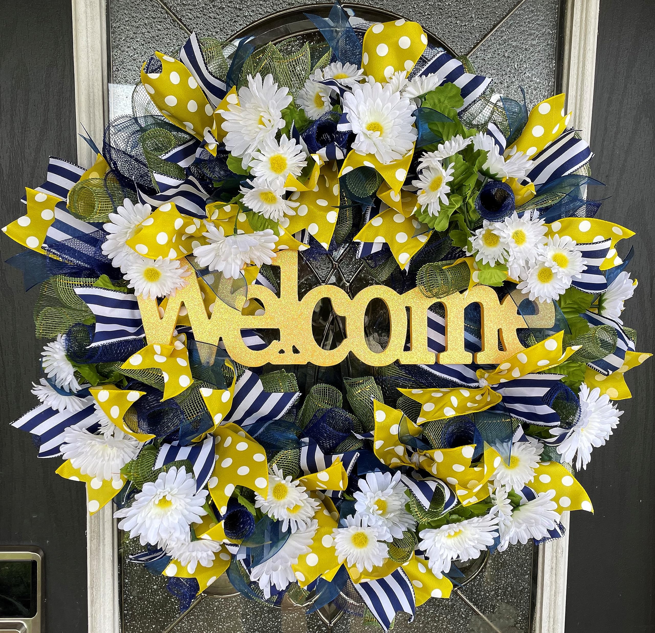 Welcome Daisy Navy Blue Yellow Polka Dot Wreath - Floral Home Decor for Front Door, Farmhouse, Wedding & French Country Style - Perfect for Fall, Spring and Summer Seasons | Indoor & Outdoor Decoration