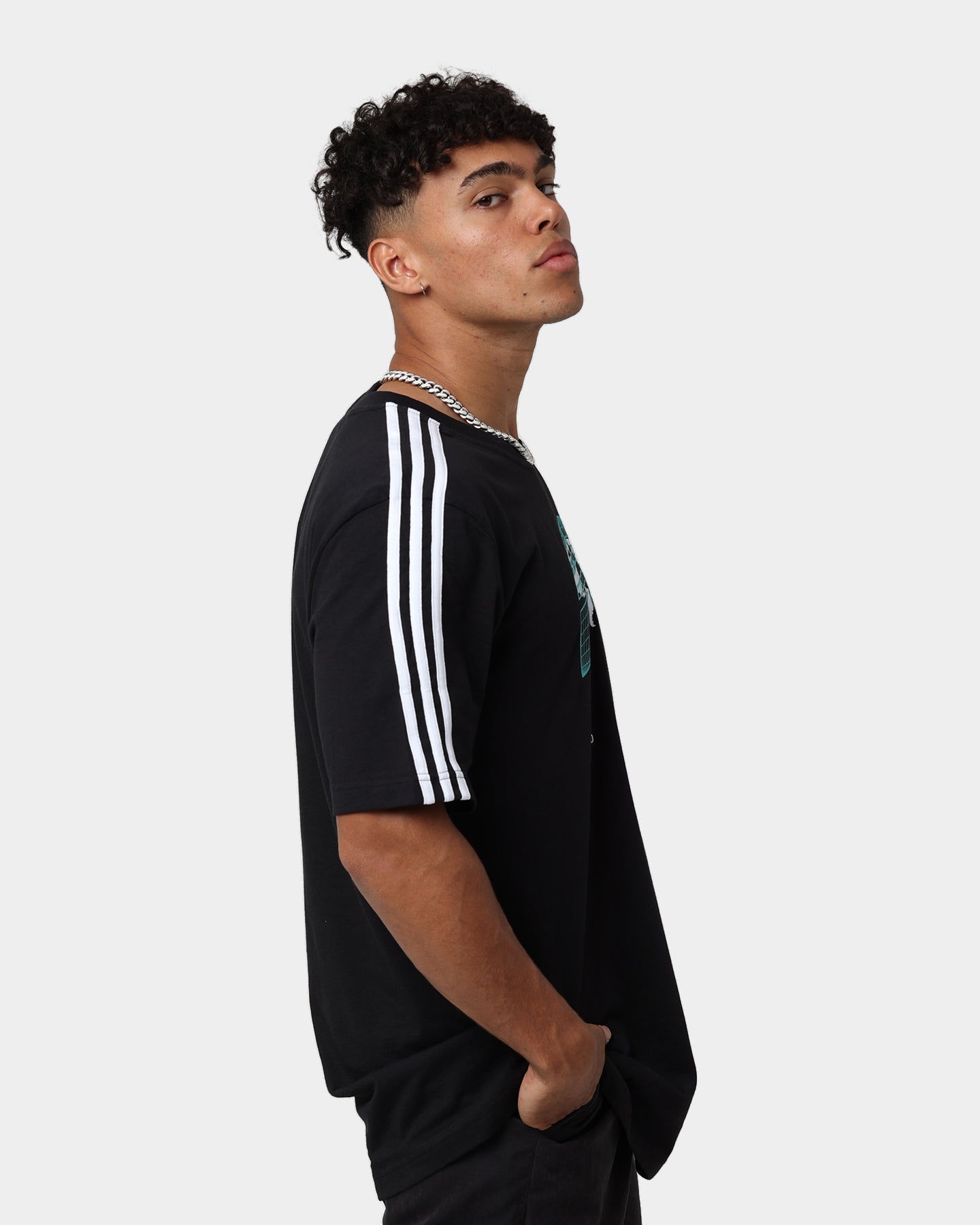 Adidas Graphics United T-Shirt for Men - Black Cotton Short Sleeve Tee | Casual Wear, Street Style & Gym Outfit