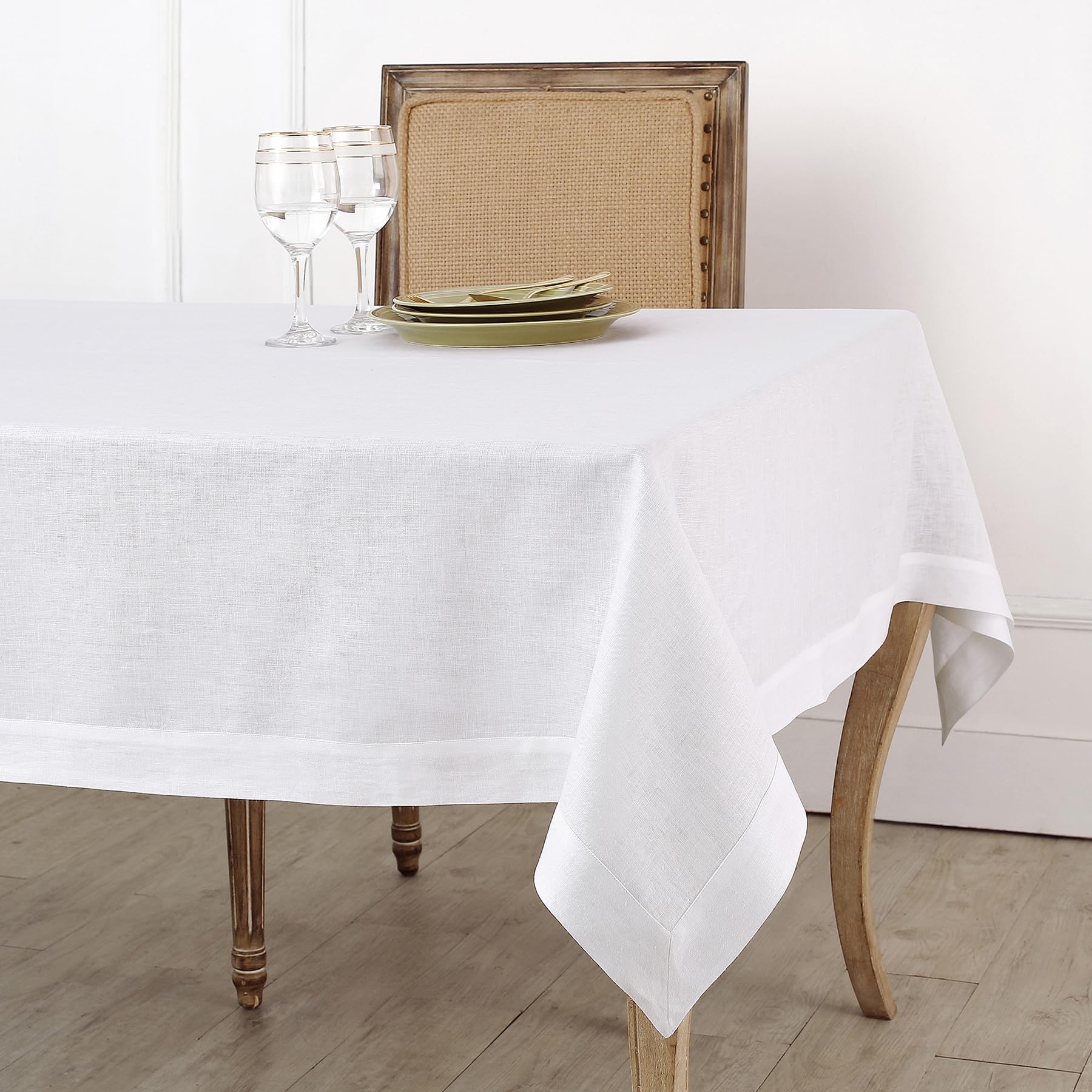 Solino Home 100% Pure Linen Tablecloth 60 x 132 Inches - Premium White Rectangle Table Cloth for Dining, Wedding & Party Decor - Machine Washable Linen Fabric for Easter, Mother's Day & Spring Celebrations - Perfect for Formal Dinners, Holiday Gatherings & Special Occasions