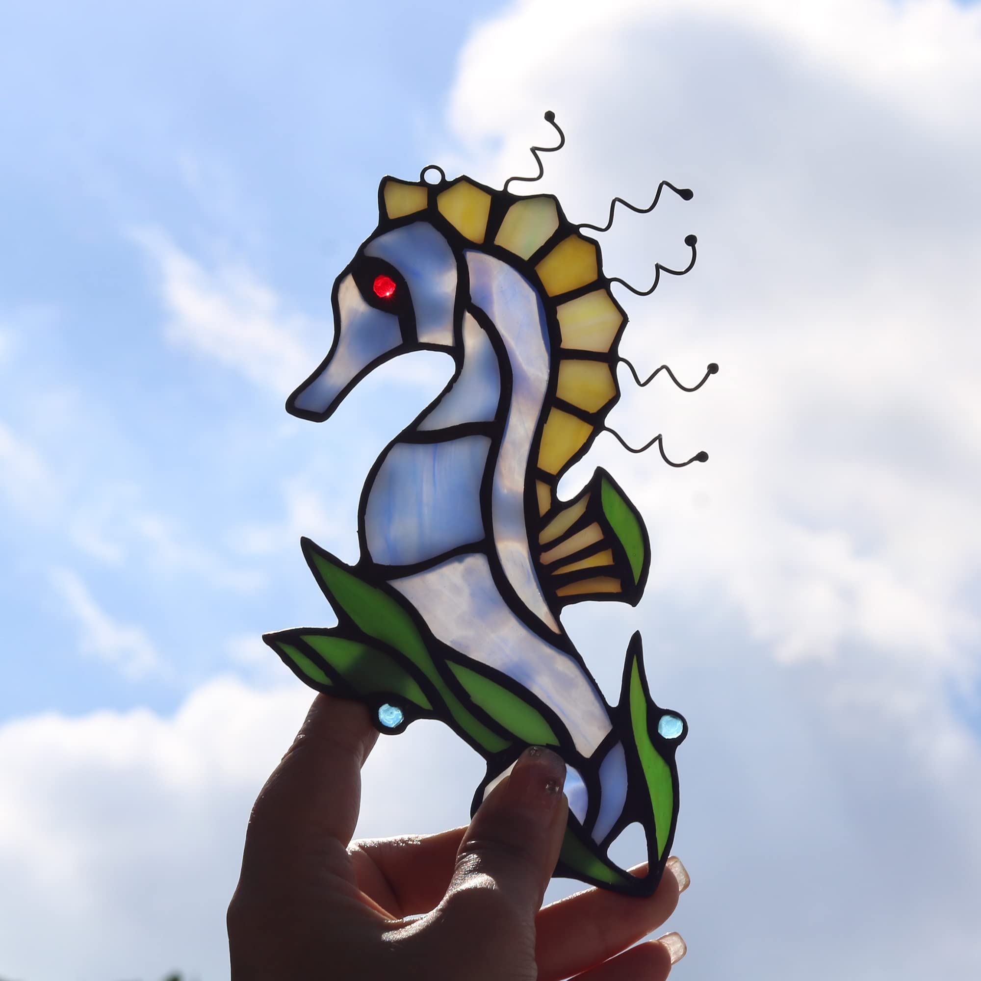 Handmade Seahorse Stained Glass Suncatcher - Ocean-Themed Wall Hanging Decor for Windows, Living Room, Bedroom & Kitchen | Marine Life Ornament Perfect for Beach House Decor, Coastal Home Accents & Gift Ideas