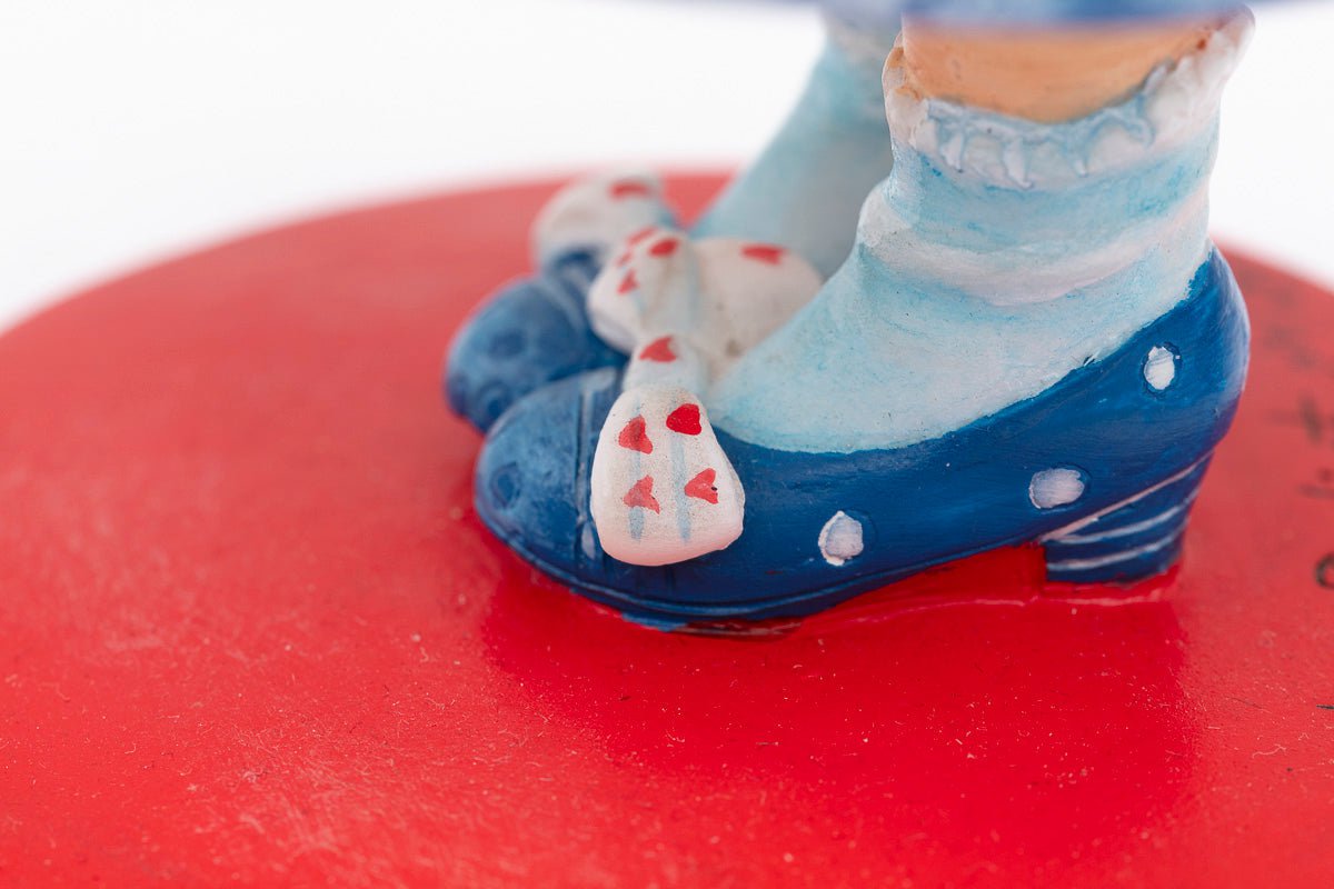 Alice in Wonderland Collectible Sculpture - Limited Edition | Perfect for Home Decor, Gifts & Fantasy Lovers