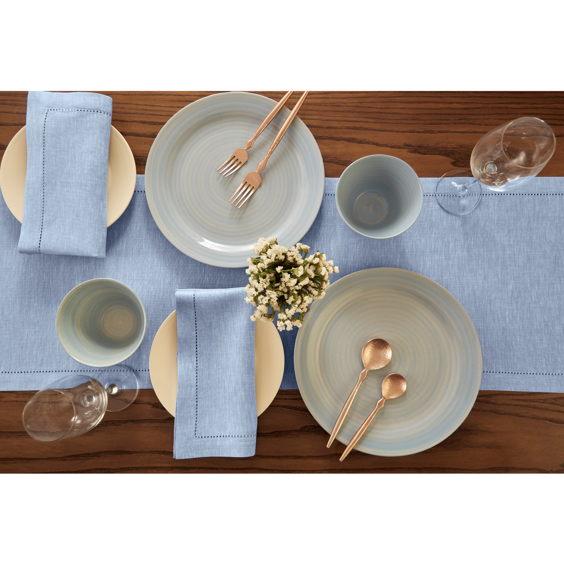 Elegant Milan Table Runner for Dining Room Decor - Perfect for Weddings, Parties, and Holiday Tablescapes