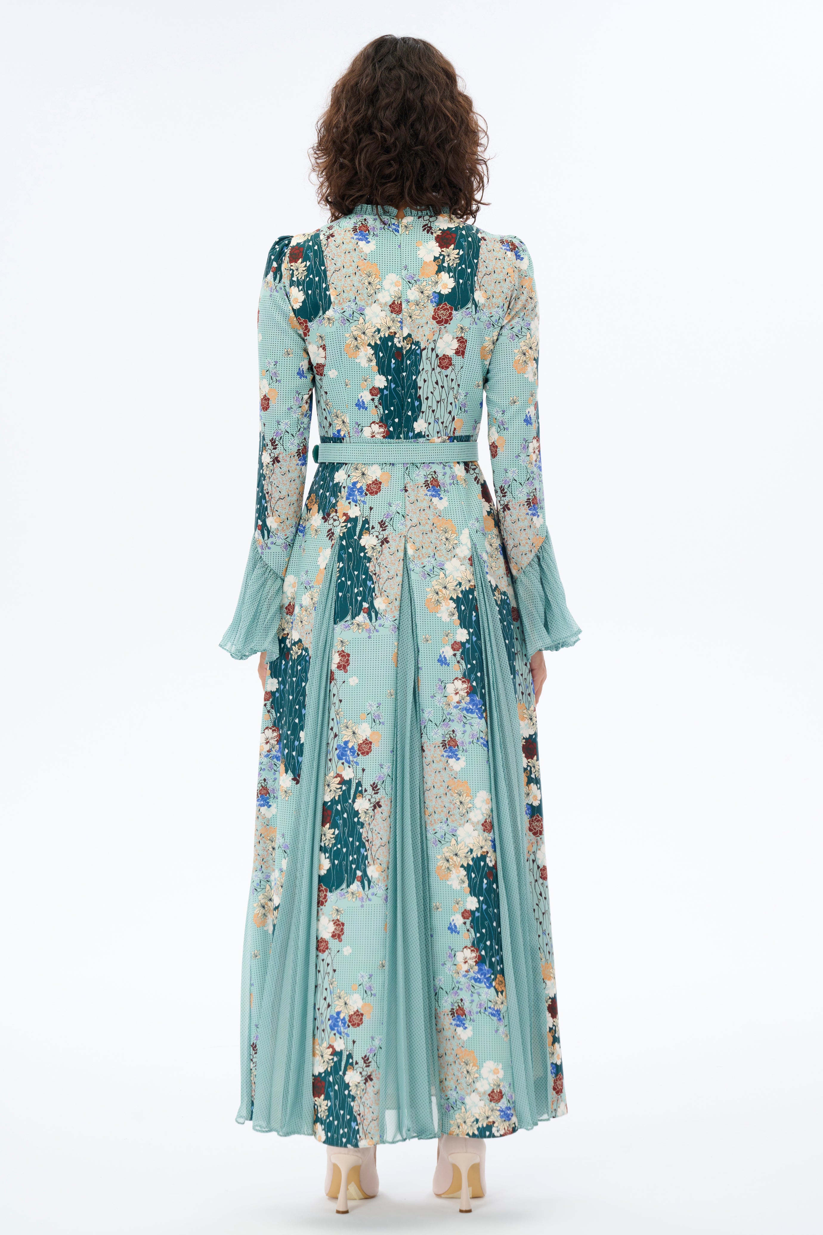 Elegant Pleated Slit Long Maxi Dress for Women - Flowy Formal Gown for Evening Parties, Weddings & Special Occasions