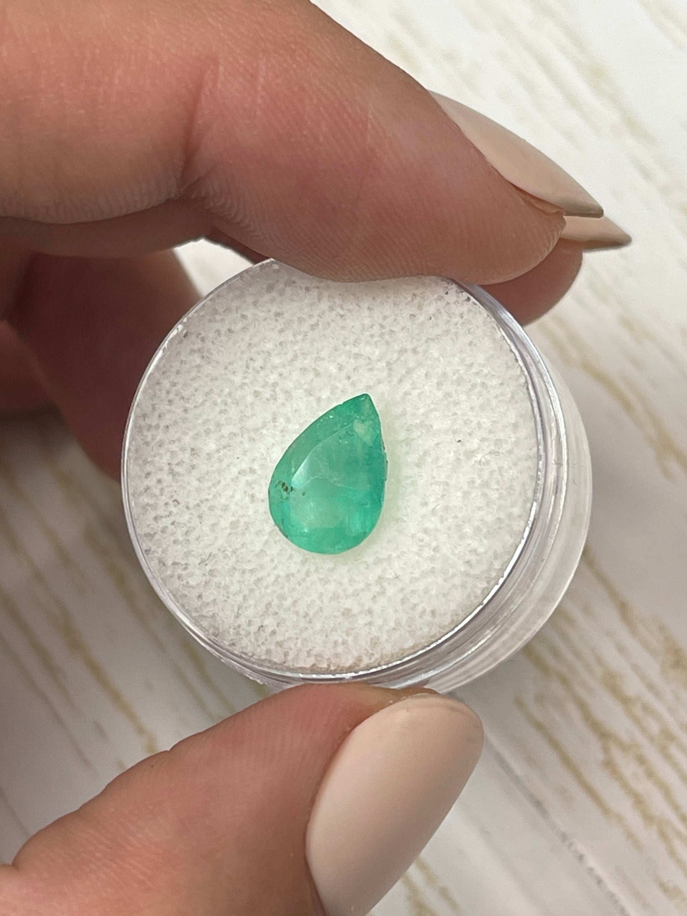 1.89 Carat 10.6x7.4mm Natural Green Colombian Emerald Pear Cut Loose Gemstone for Jewelry Making - Engagement Rings, Pendants & Earrings