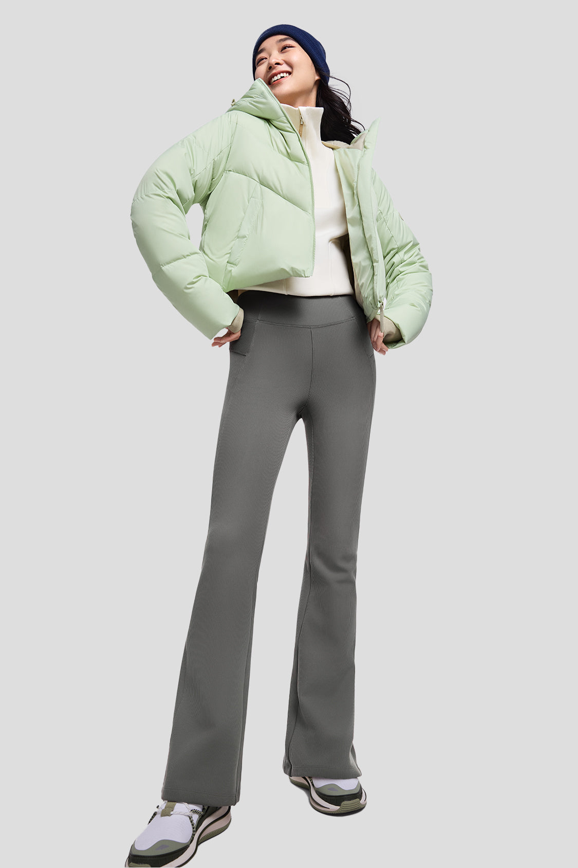 ThermaFlex Women's High Stretch Thermal Flare Pants - Warm Winter Leggings for Yoga, Running & Outdoor Activities