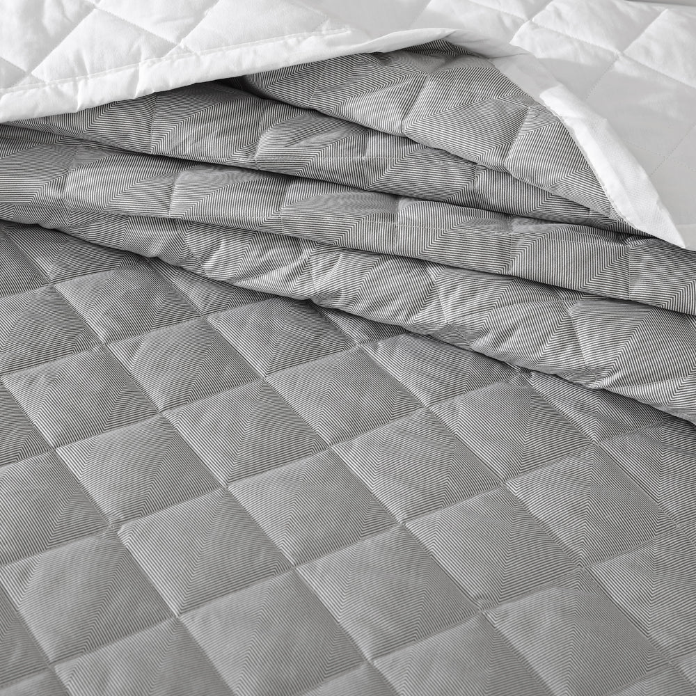 Essex Pewter Bedspread Queen Size - Soft Luxury Bed Cover for Master Bedroom & Guest Room - Perfect for All Seasons Home Decor