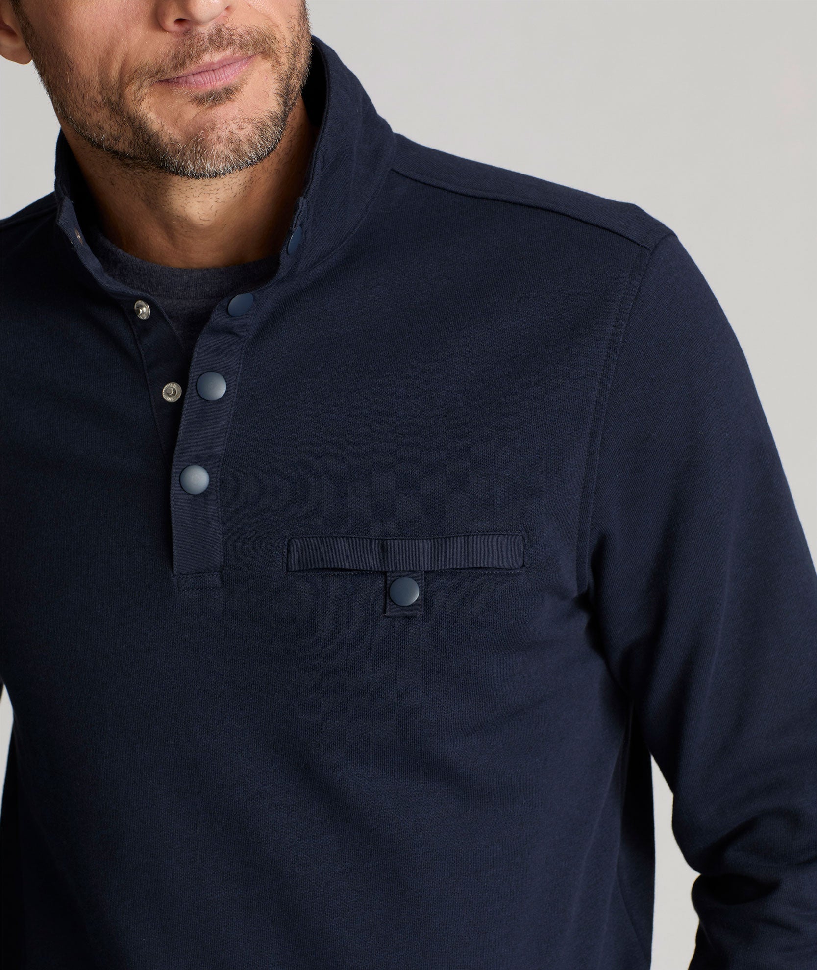 Snap Fleece Pullover for Men & Women - Cozy Winter Hoodie with Front Pockets - Perfect for Outdoor Activities, Hiking, and Casual Wear