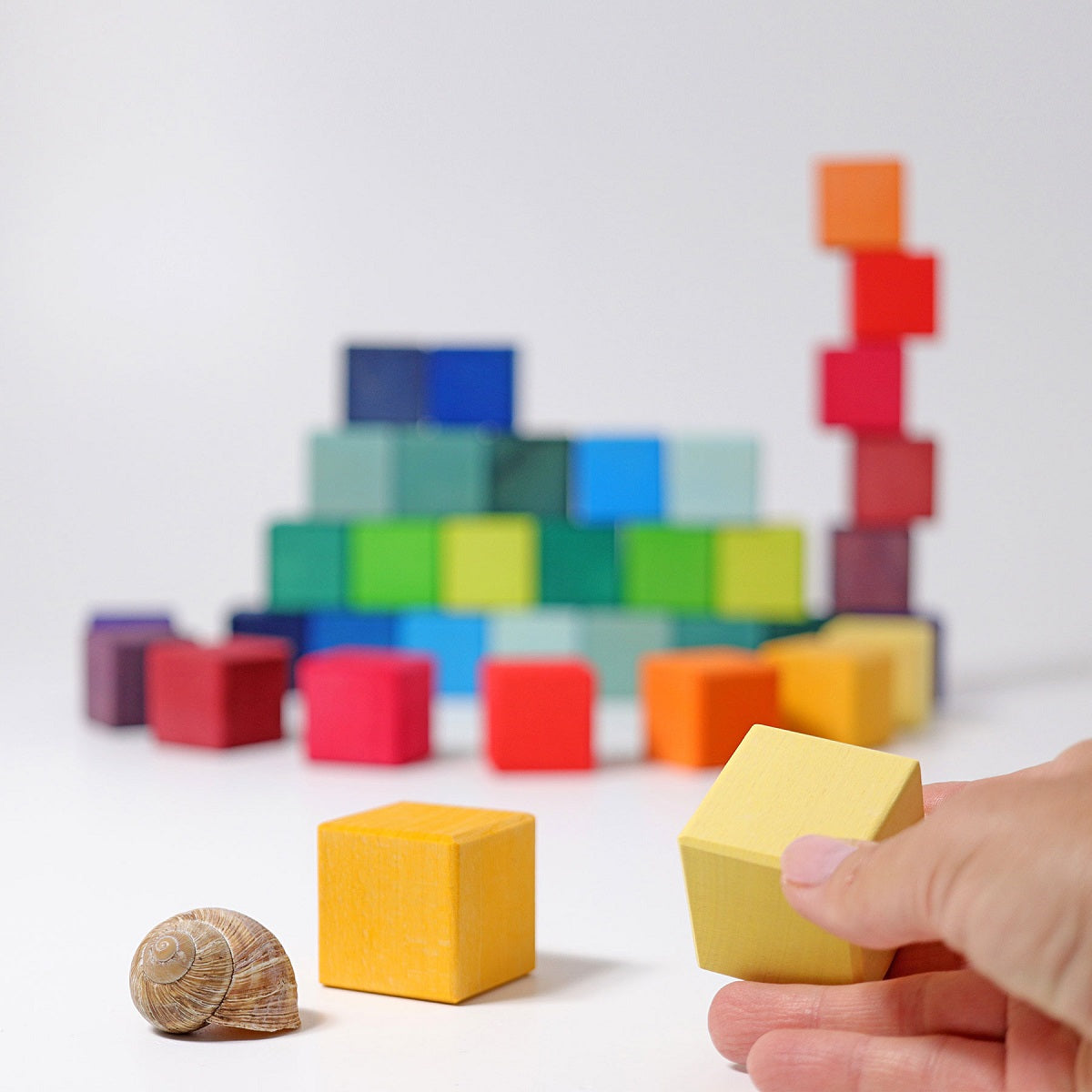 Grimm's Wooden Building Blocks Set - 4 x 4 cm Natural Wood Squares for Kids STEM Learning, Creative Play & Educational Toys | Perfect for Preschool Classroom, Montessori Activities & Birthday Gifts