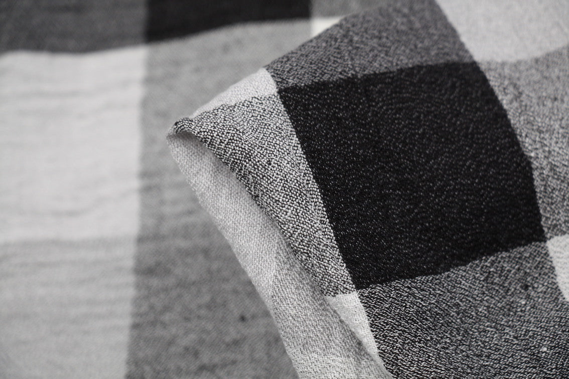 Black & White Check Crinkle Linen Fabric - Soft & Stylish Textured Material for Dresses, Curtains & Home Decor | Perfect for DIY Sewing Projects & Boho Chic Fashion