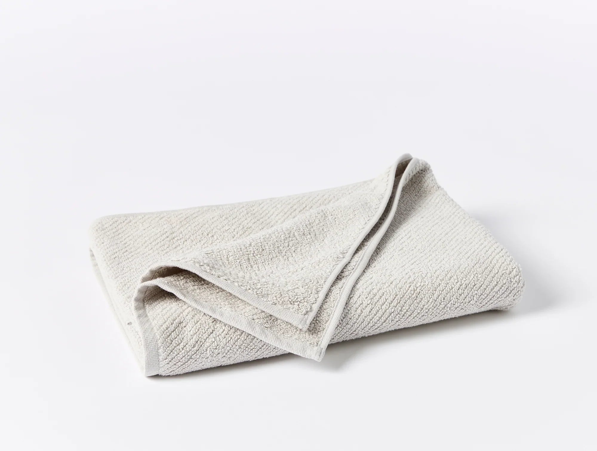 Premium Organic Cotton Bath Towels & Mats - Ultra Soft, Absorbent & Eco-Friendly for Spa, Bathroom & Beach Use