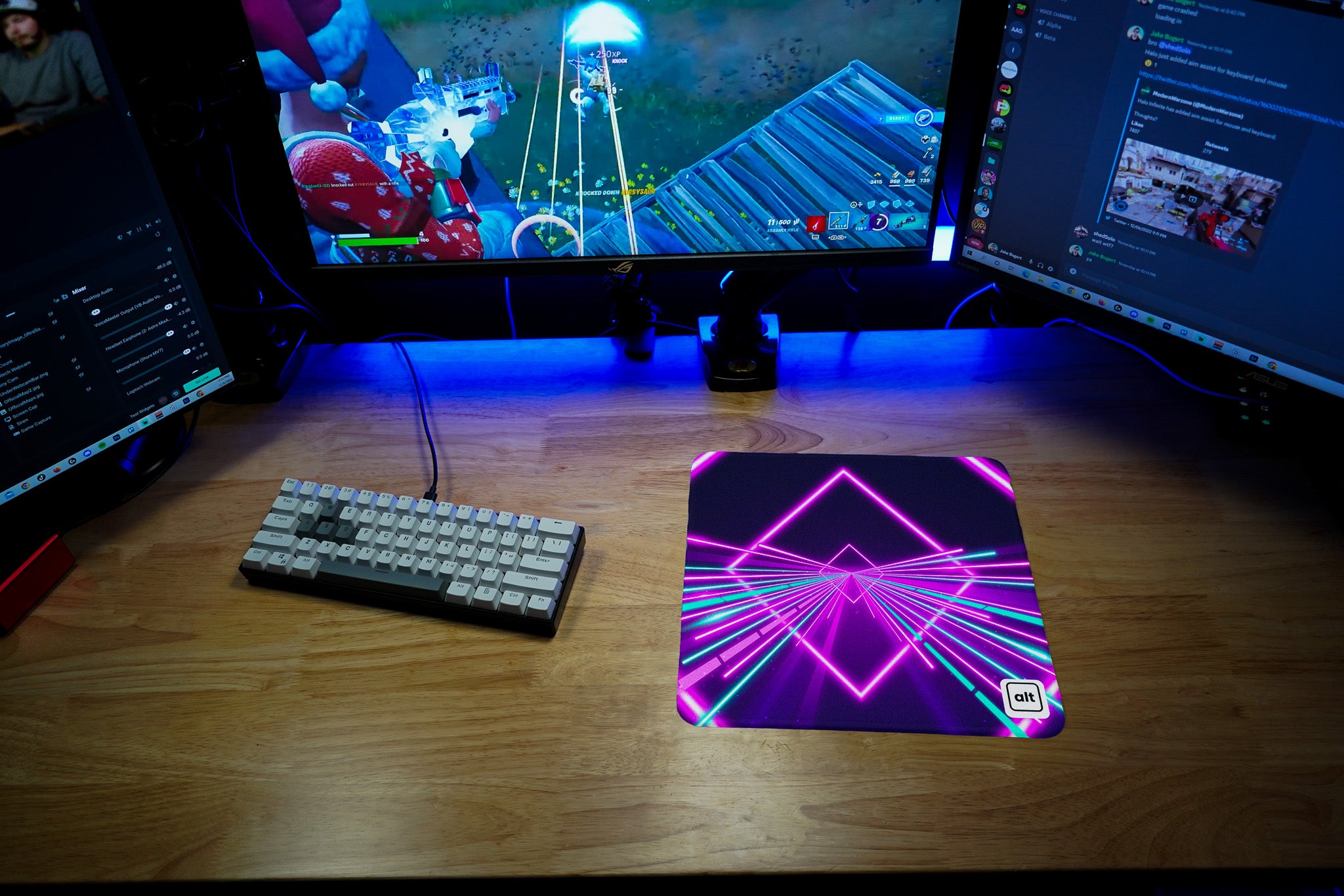 90's Retro Lightwave Mouse Pad - Non-Slip Gaming Mousepad with Smooth Surface for PC, Laptop, Office & Home Use - Perfect for Gamers, Graphic Designers & Computer Work